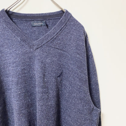 古着 used　NAUTICA　ノーティカ　長袖ワンポイントロゴ刺繍ニット　Vネックセーター　ネイビー　紺　ノームコア　XLサイズ