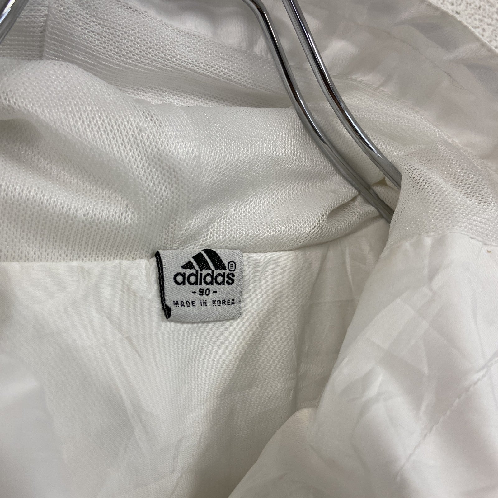 古着 used　adidas　アディダス　ナイロンジャケット　フルジップ　白　ホワイト　Lサイズ
