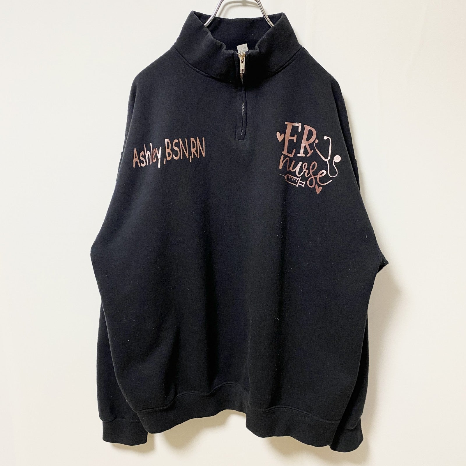 古着 used　JERZEES　ジャージーズ　長袖英字プリントハーフジップスウェット　トレーナー　黒　レトロデザイン　XLサイズ