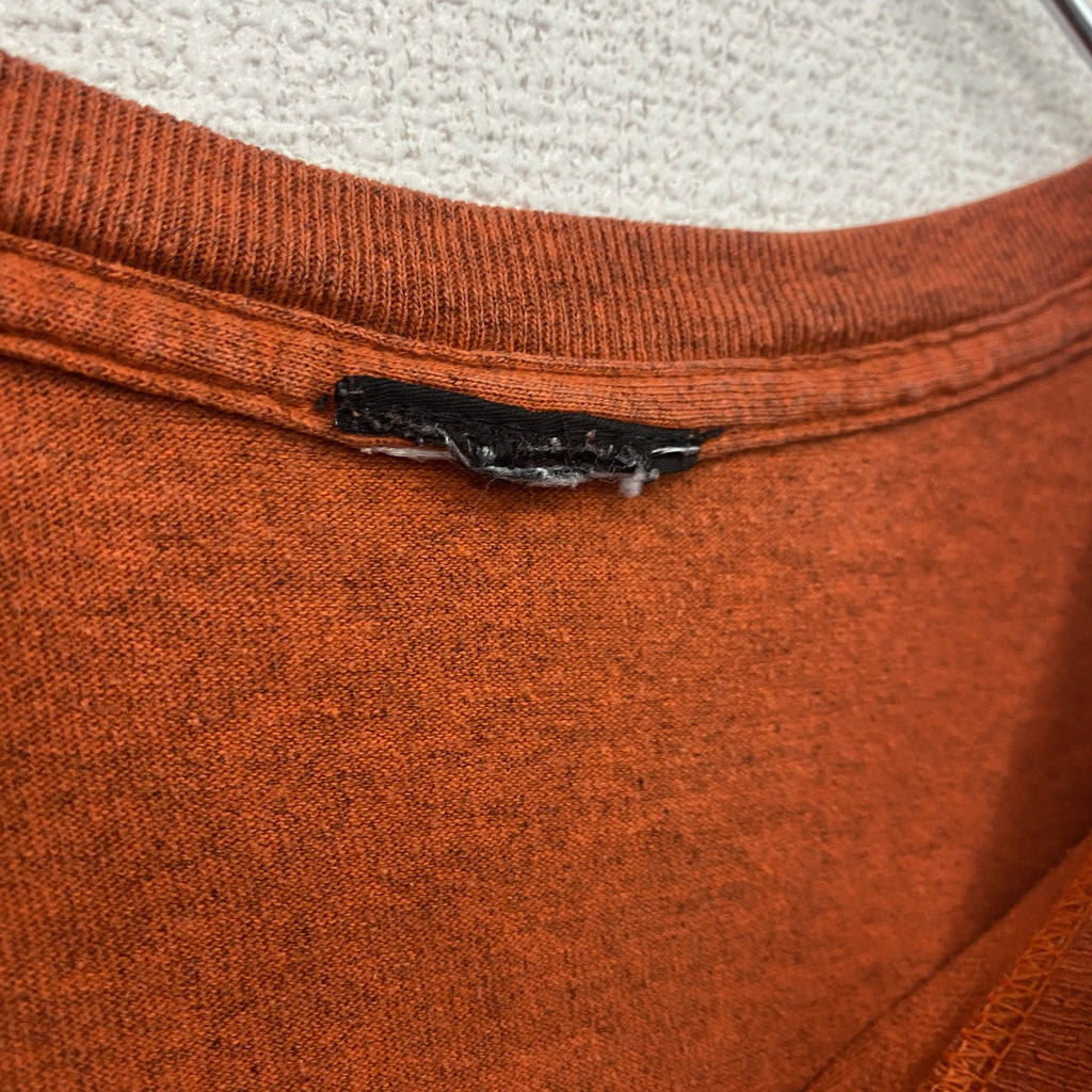 HARLEY DAVIDSON　ハーレーダビッドソン　半袖プリントTシャツ　橙色　オレンジ