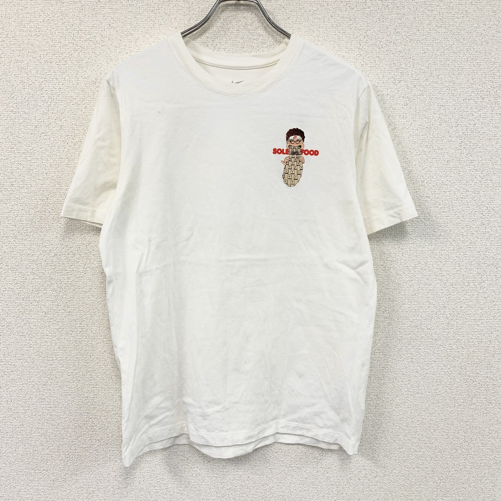 NIKE　ナイキ　半袖プリントTシャツ　白　ホワイト　XLサイズ