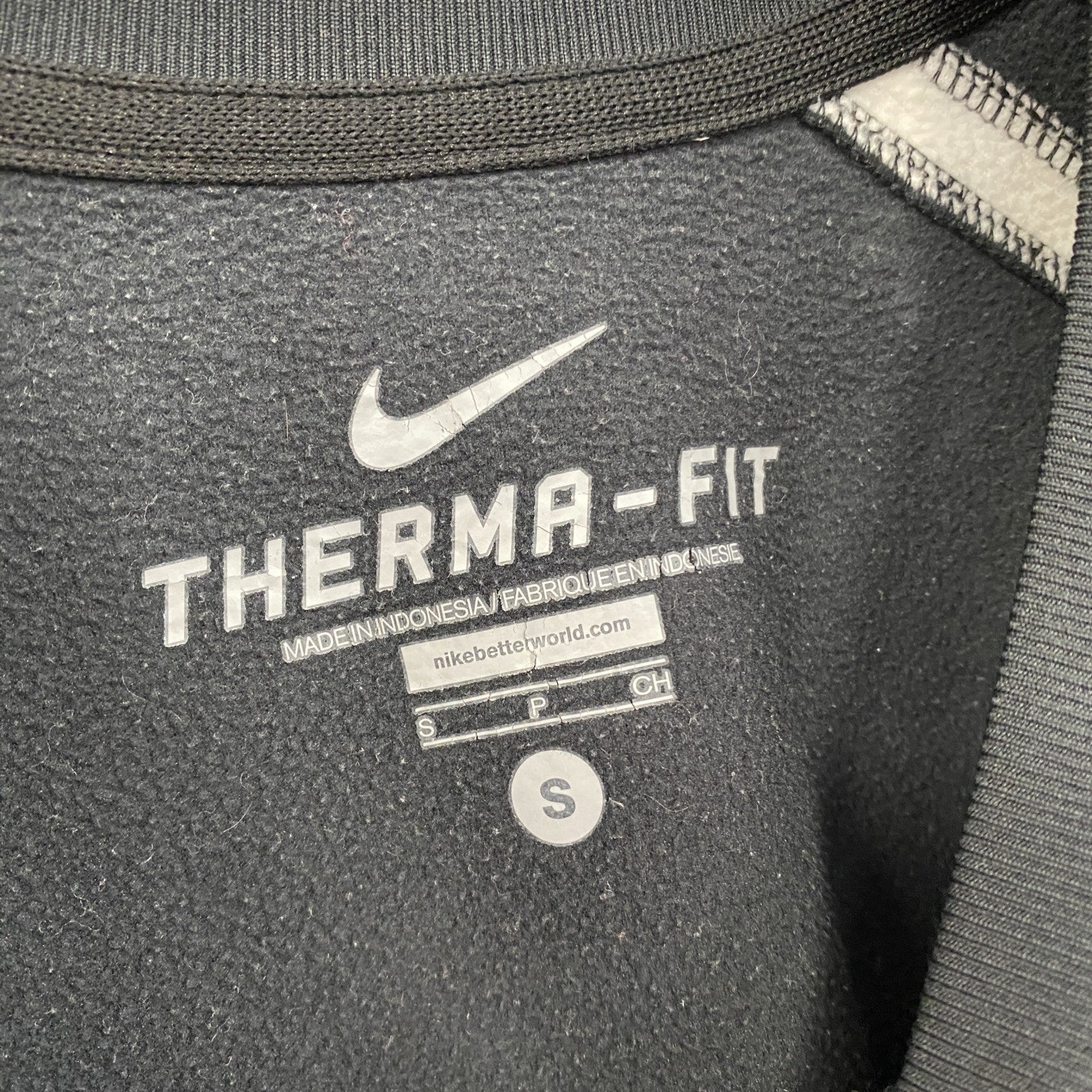 NIKE　ナイキ　フリーススウェット/トレーナー　スウッシュ　黒　ブラック　Sサイズ