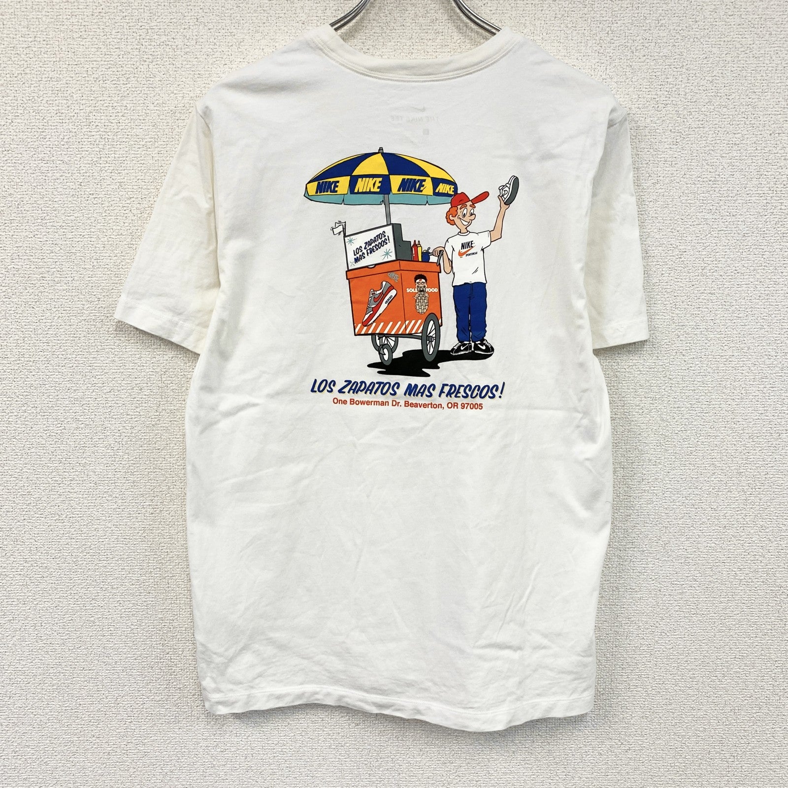 NIKE　ナイキ　半袖プリントTシャツ　白　ホワイト　XLサイズ