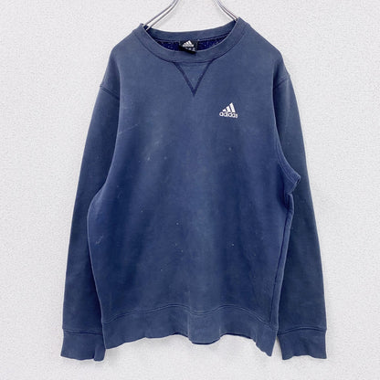 00s　adidas　アディダス　スウェット/トレーナー　フェード　前V　パフォーマンスロゴ　刺繍ロゴ　紺　ネイビー　Mサイズ
