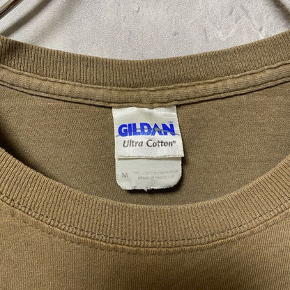 古着 used　GILDAN ギルダン　半袖アニマル柄プリントTシャツ　バックプリント　茶色　ブラウン　鹿　レトロデザイン　