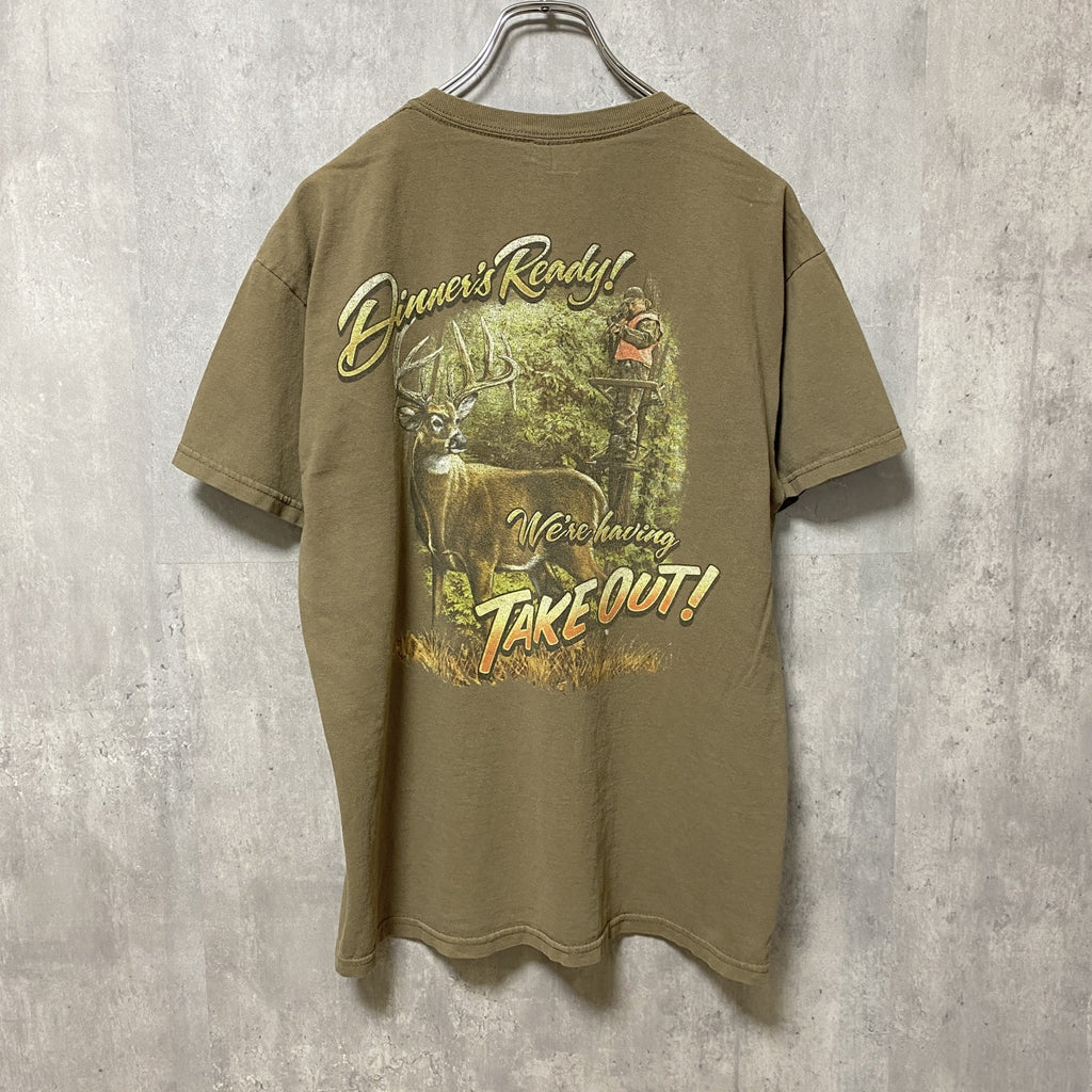 古着 used　GILDAN ギルダン　半袖アニマル柄プリントTシャツ　バックプリント　茶色　ブラウン　鹿　レトロデザイン　