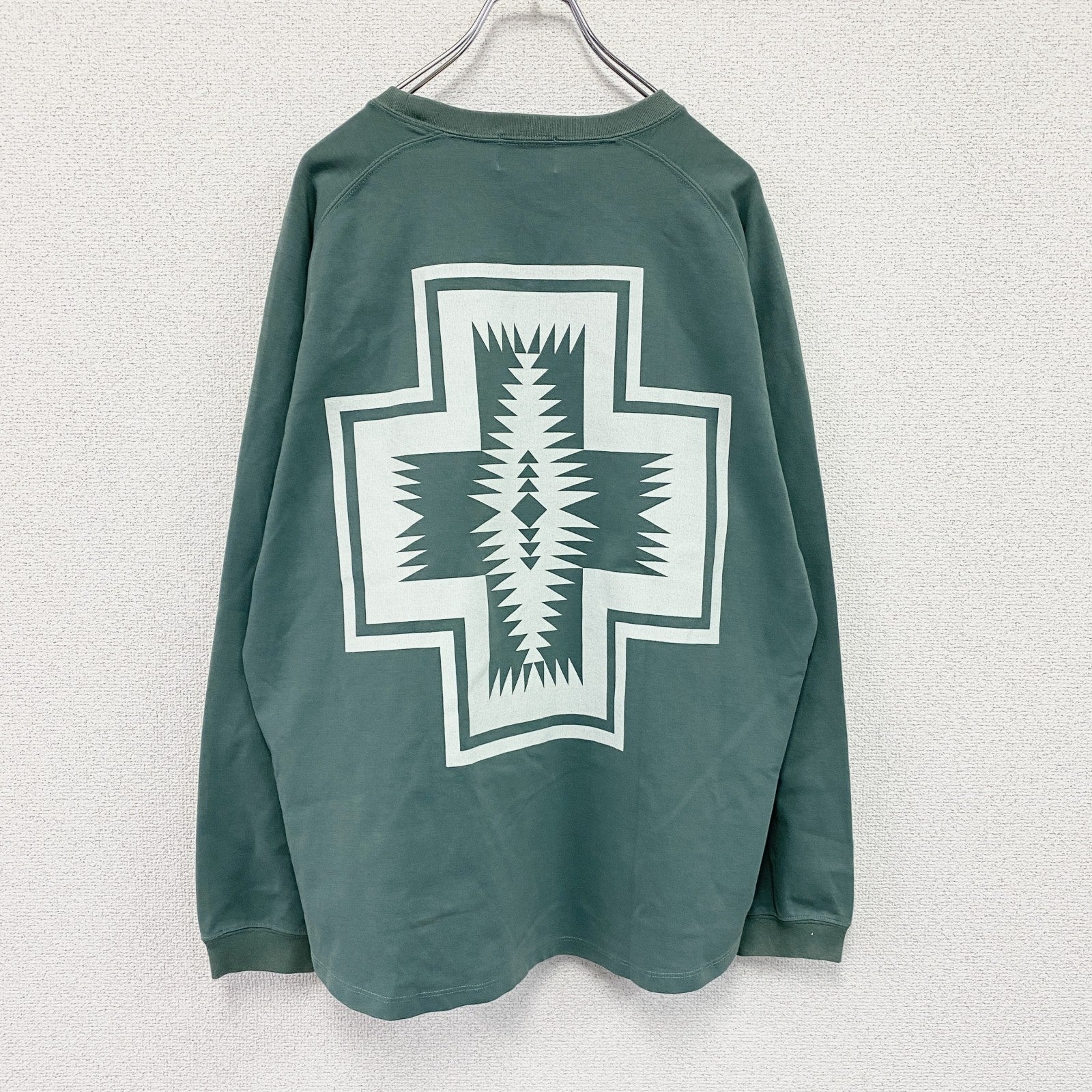 PENDLETON　ペンドルトン　niko and　ニコアンド　長袖Tシャツ/ロンT　前V　ラグランスリーブ　ネイティブ柄　緑　グリーン　Mサイズ