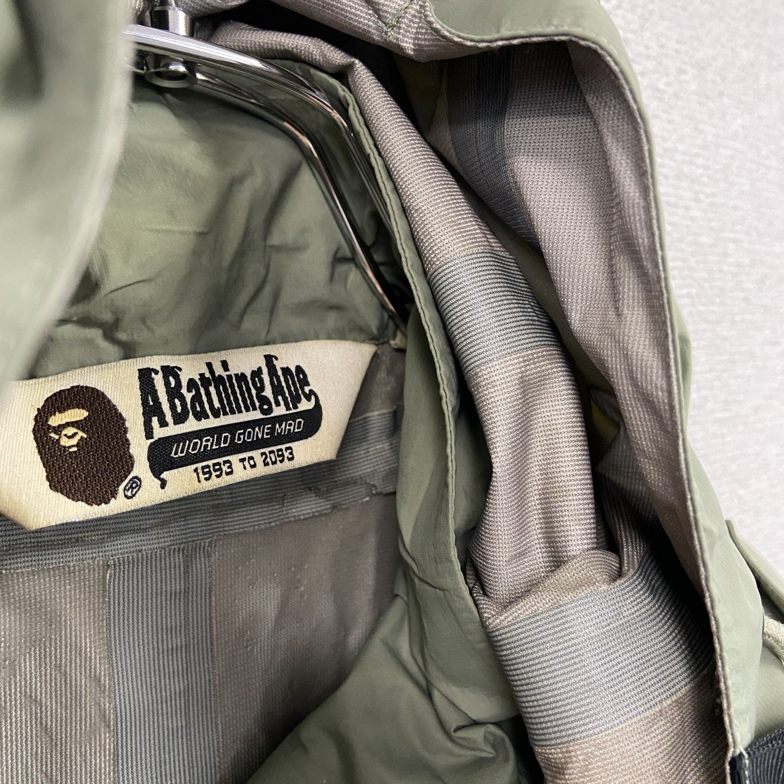 A Bathing Ape　レインコート/フーディー　カーキ