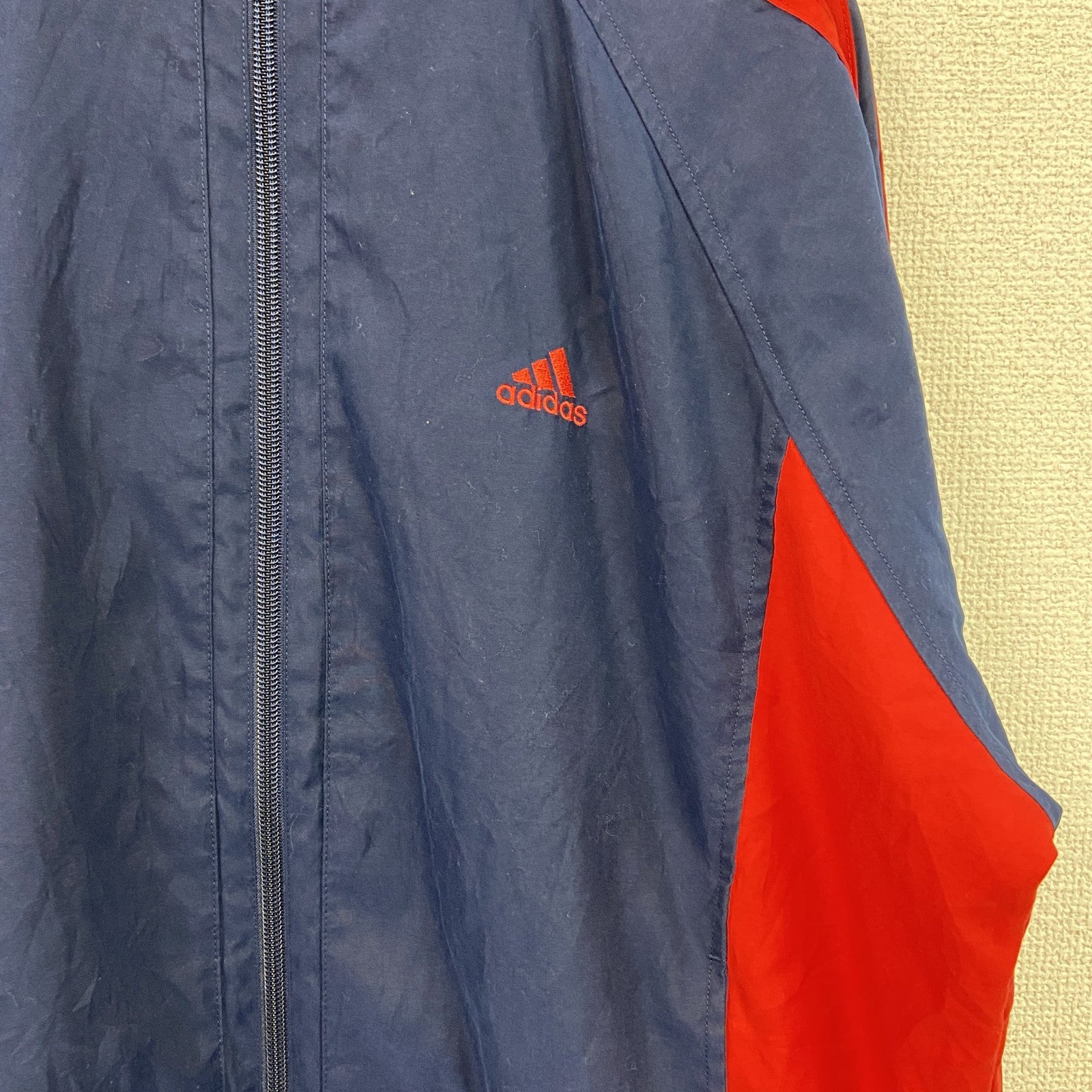 adidas　アディダス　ナイロンジャケット　フルジップ　紺　XLサイズ