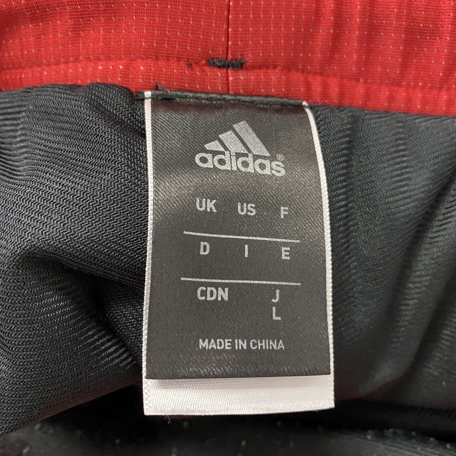 adidas　アディダス　トラックパンツ　ウィンドブレーカーパンツ　黒　ブラック　Lサイズ