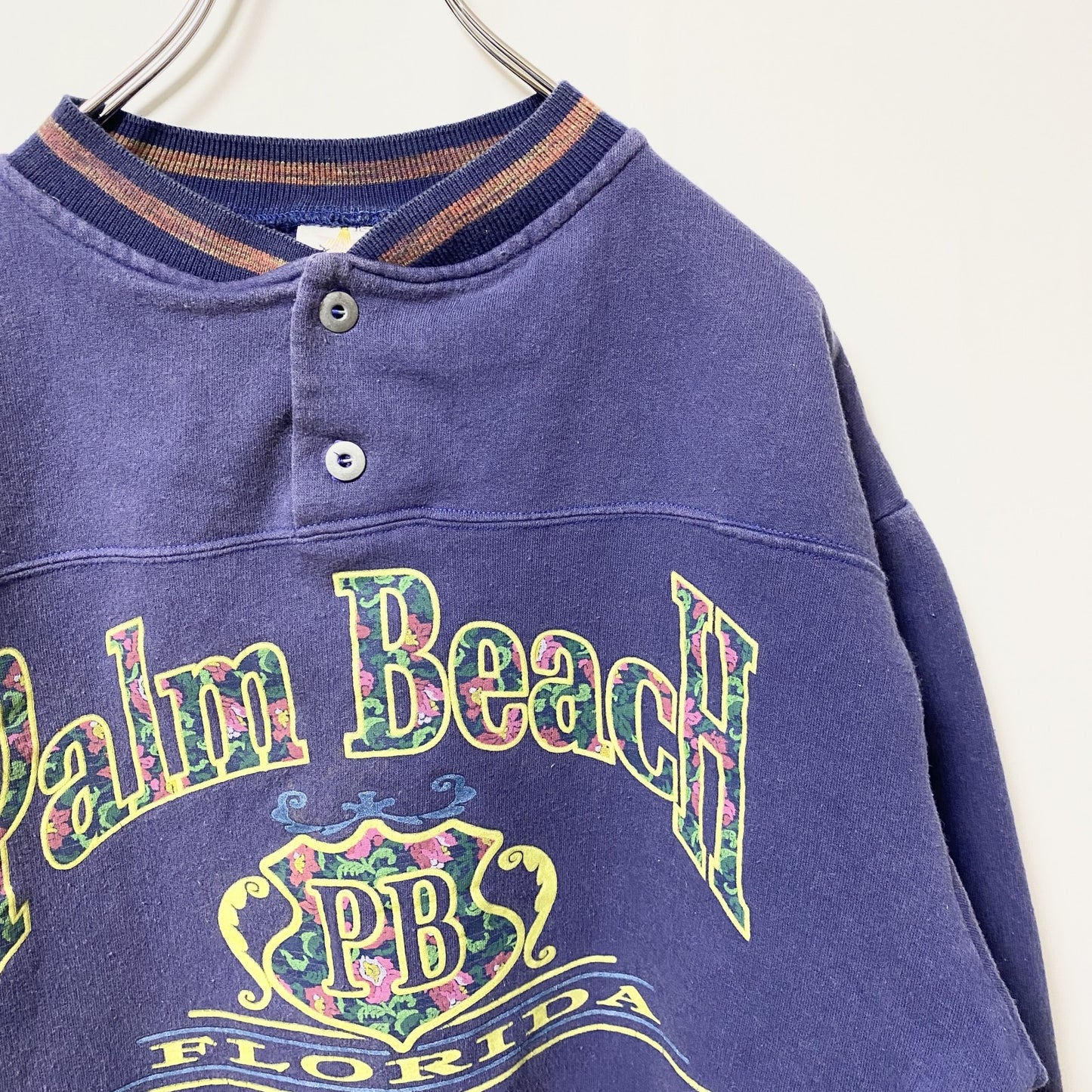 古着 used　STAR ON THE BEACH　長袖アメカジプリントスウェット　トレーナー　パームビーチ　ネイビー　Mサイズ