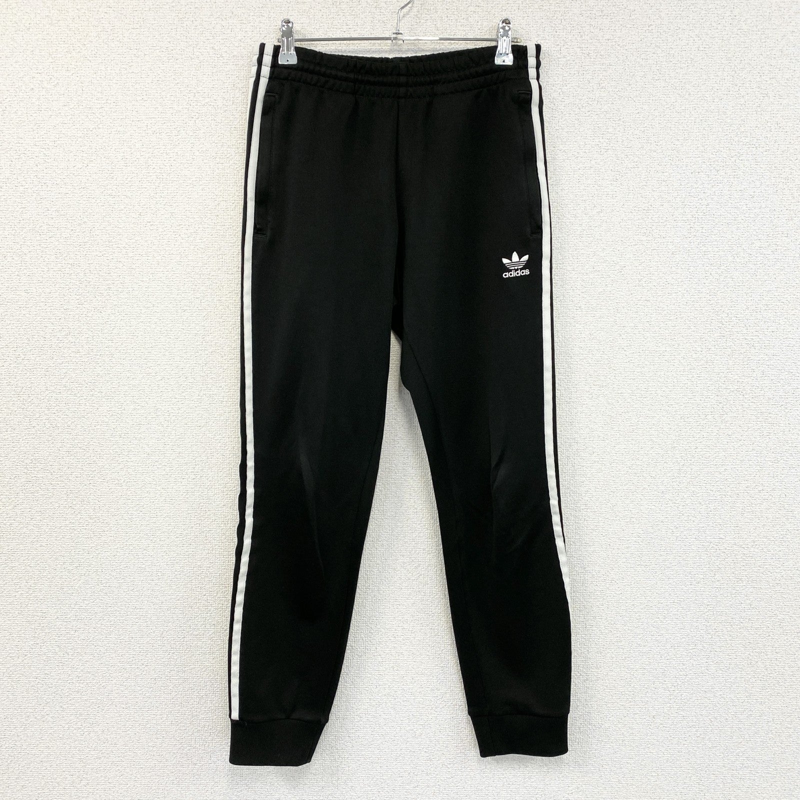 adidas　アディダス　トラックパンツ　トレフォイル　黒　ブラック　Mサイズ