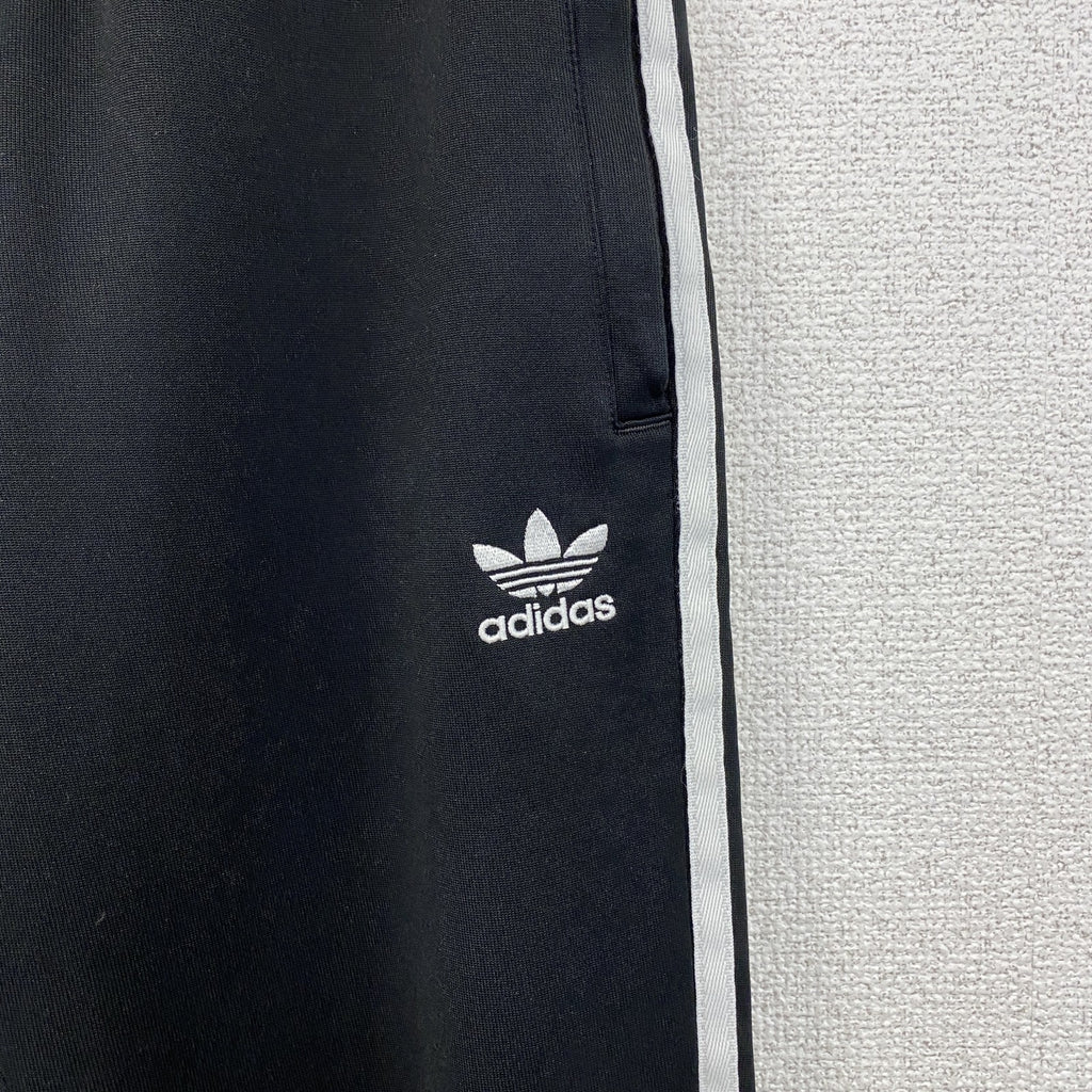 adidas　アディダス　トラックパンツ　トレフォイル　黒　ブラック　Mサイズ
