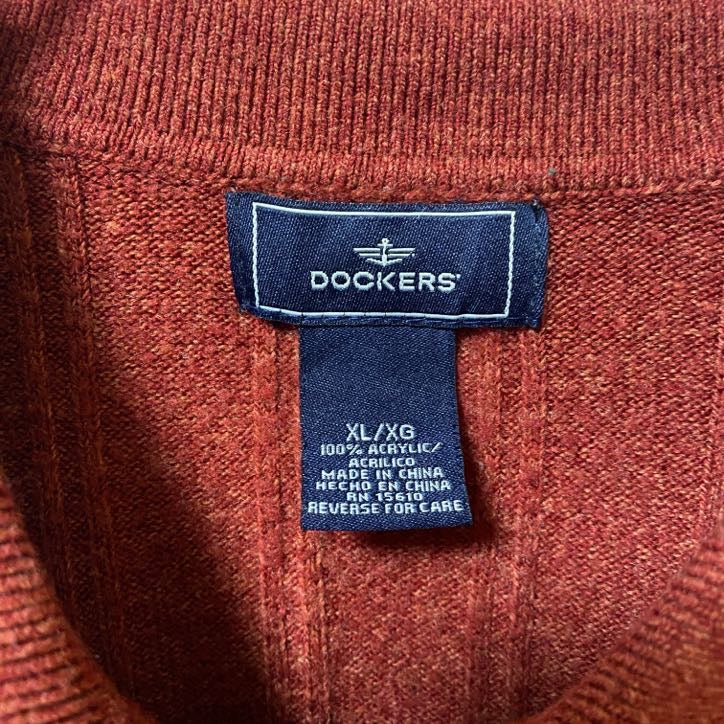 古着 used　DOCKERS ドッカーズ　長袖ハーフボタンニット　セーター　無地　レトロデザイン　赤　くすみ　XLサイズ