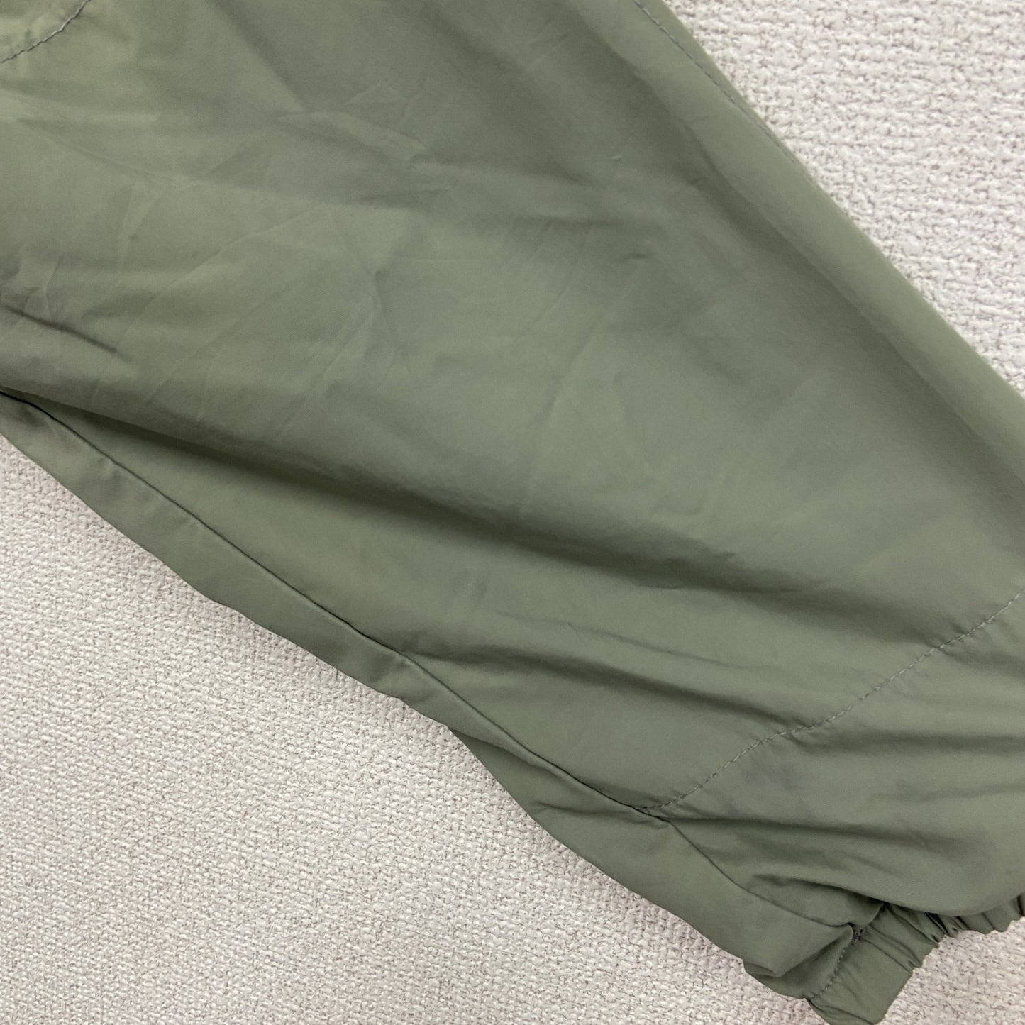 00s　U.S.ARMY　IPFU　トレーニングジャケット　ナイロンジャケット　ミリタリー　ヴィンテージ　カーキ　Mサイズ