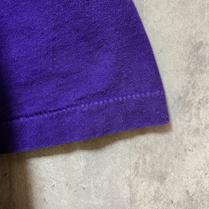 古着 used　90s　半袖プリントTシャツ　ワンポイント　ヴィンテージ　紫　パープル　シングルステッチ　レトロデザイン　