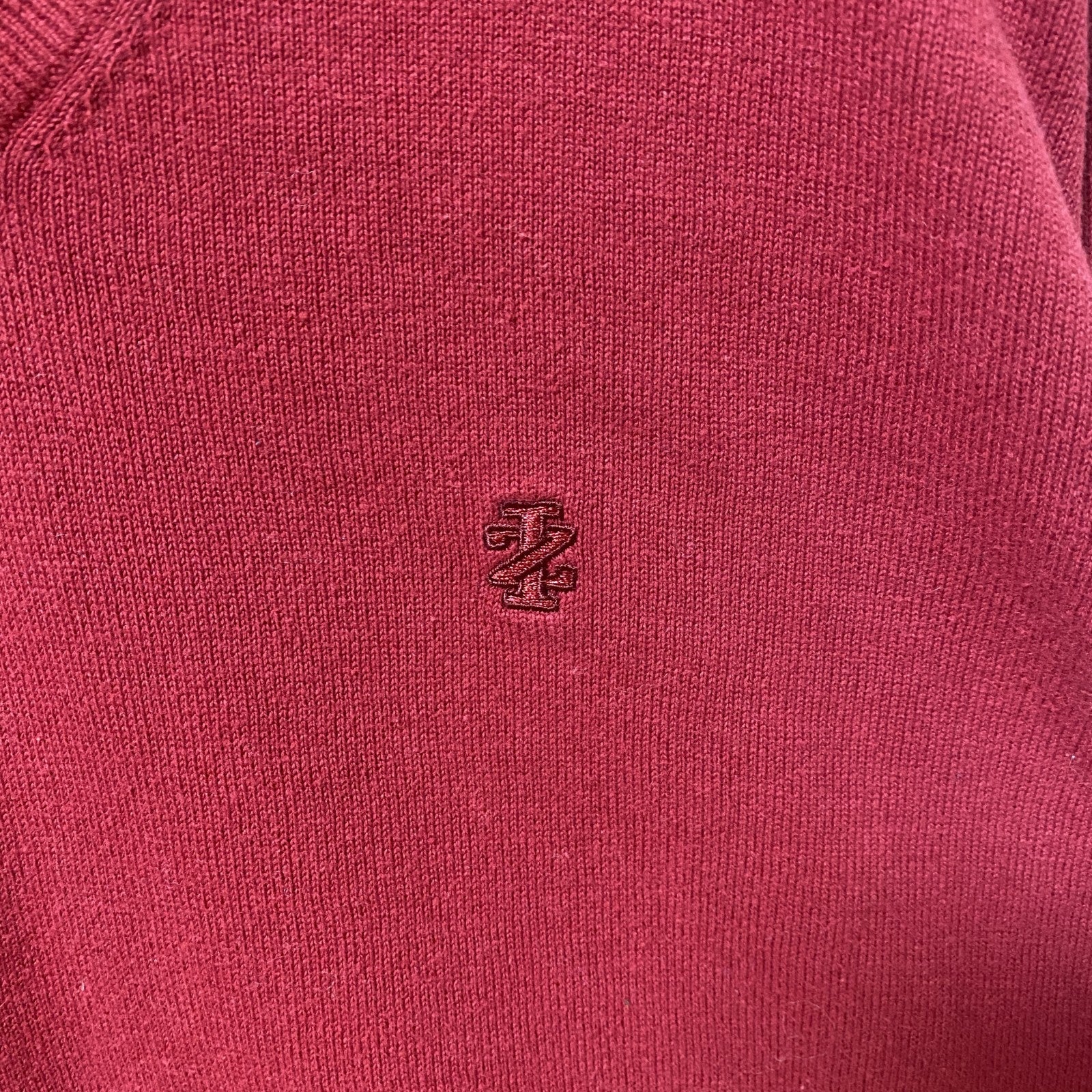 古着 used　IZOD アイゾッド　長袖Vネックニット　セーター　ワンポイントロゴ刺繍　無地　赤　レトロデザイン　Lサイズ