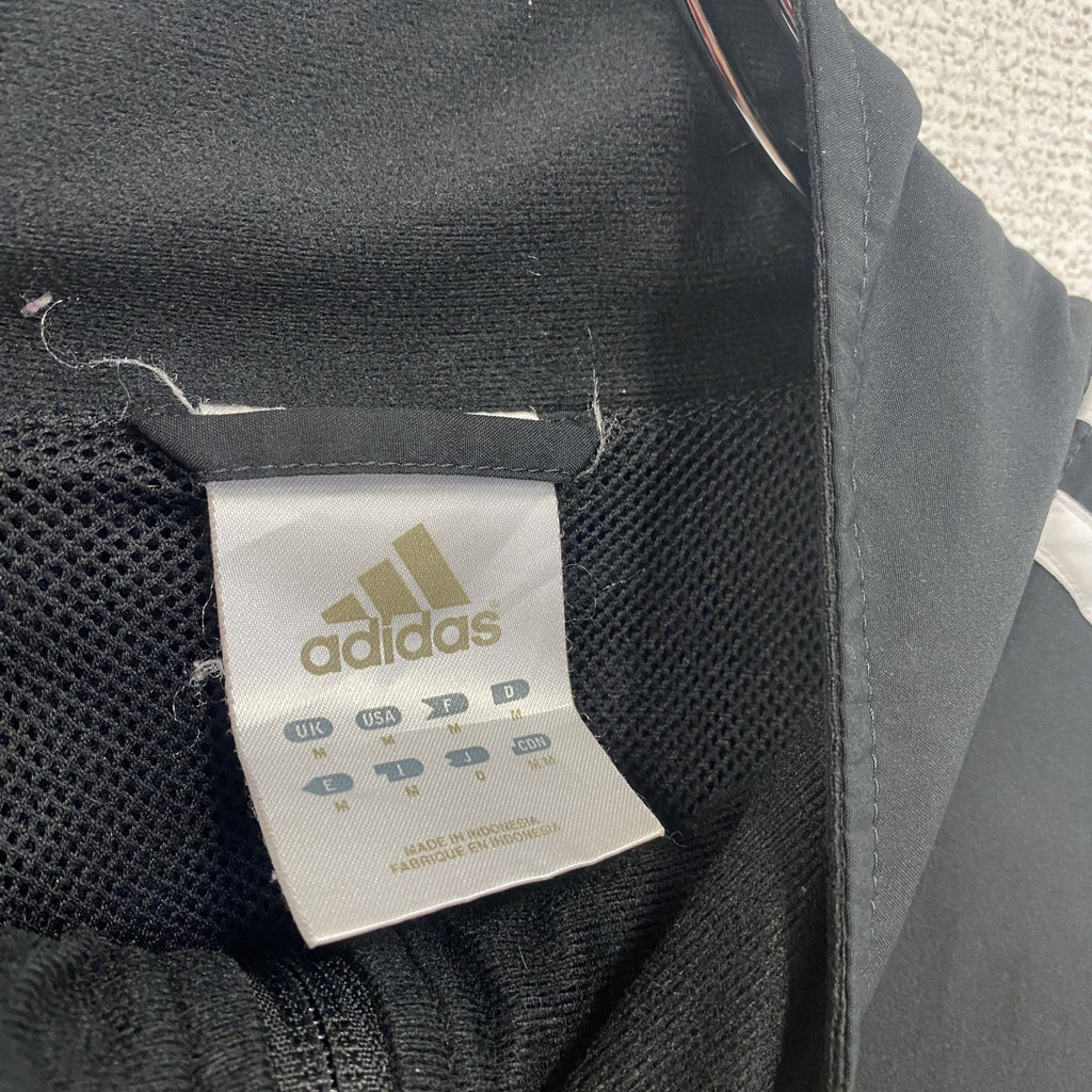 adidas　アディダス　プルオーバージャケット　ハーフジップ　黒　ブラック　Mサイズ