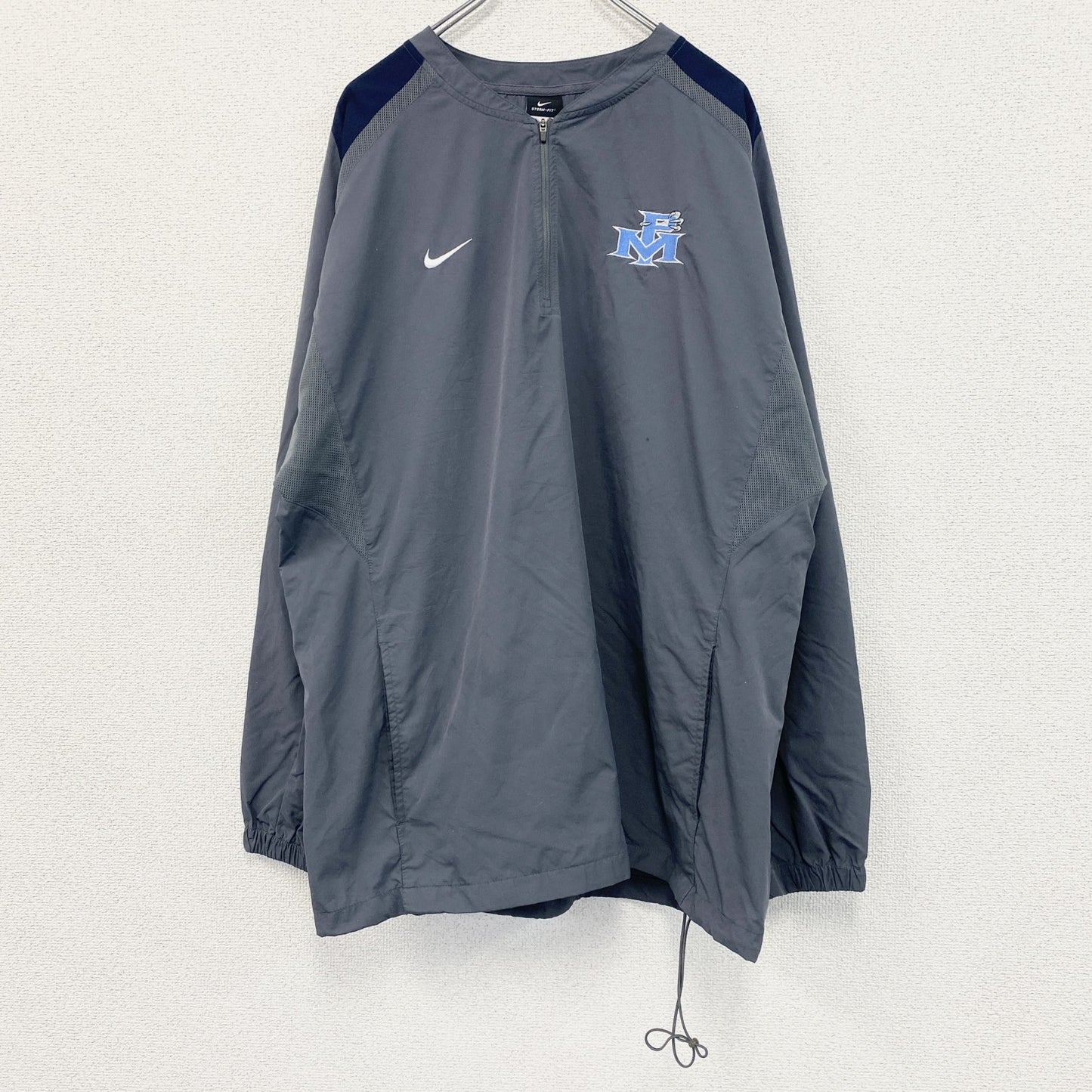 NIKE　ナイキ　プルオーバージャケット　ハーフジップ　スウッシュロゴ　灰色　グレー　Lサイズ