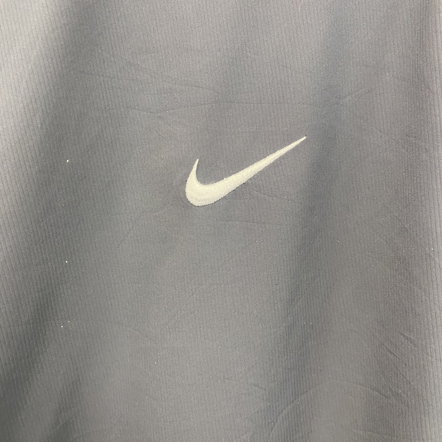 NIKE　ナイキ　プルオーバージャケット　ハーフジップ　スウッシュロゴ　灰色　グレー　Lサイズ
