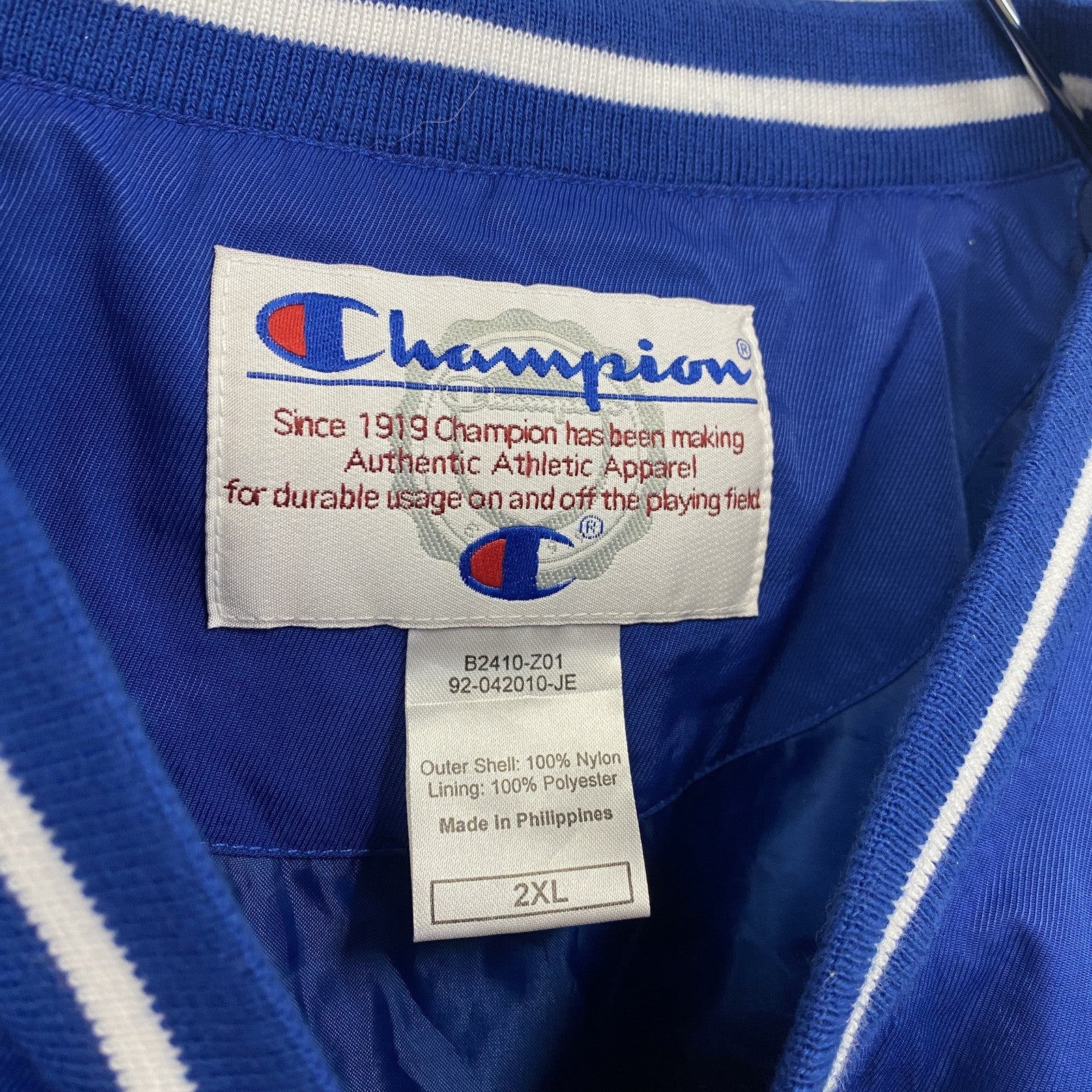 Champion　チャンピオン　プルオーバーナイロンジャケット　ロゴ刺繡　青　2XLサイズ