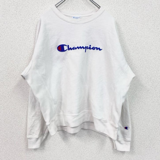 古着 used　Champion　チャンピオン　長袖スウェット　リバースウィーブ　刺ロゴ　白　ホワイト　XLサイズ
