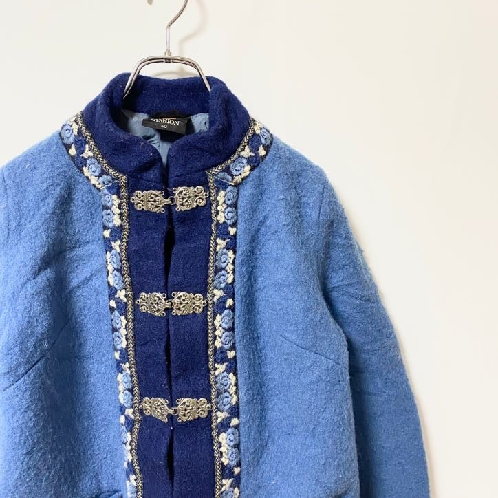 古着 used　FJORD FASHION　長袖チロリアンカーディガン　金具フック　刺繍　ヴィンテージ　ブルー　秋冬服