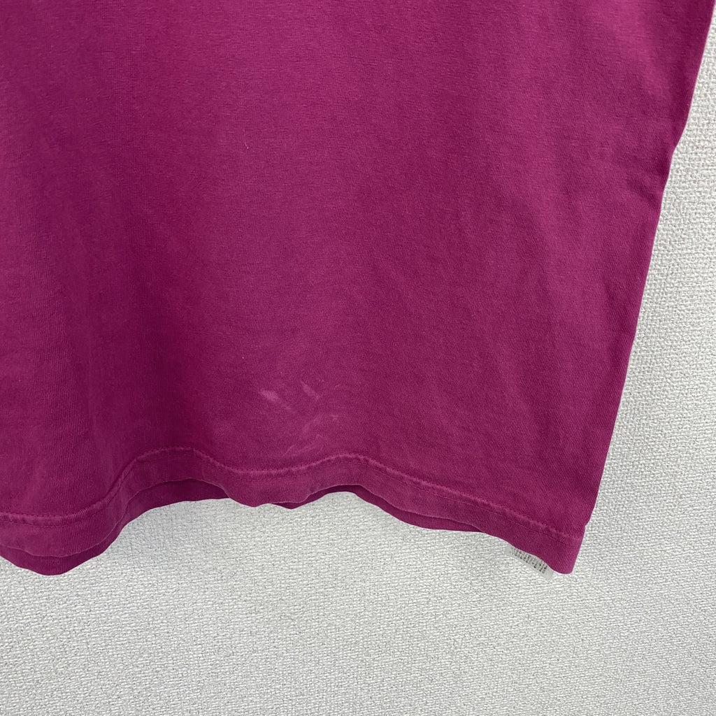 UNDEFEATED　アンディフィーテッド　半袖プリントTシャツ　ピンク　Mサイズ　