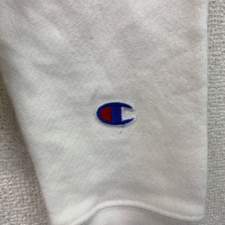 古着 used　Champion　チャンピオン　長袖パーカー　リバースウィーブ　ワンポイント刺ロゴ　白　ホワイト　XSサイズ