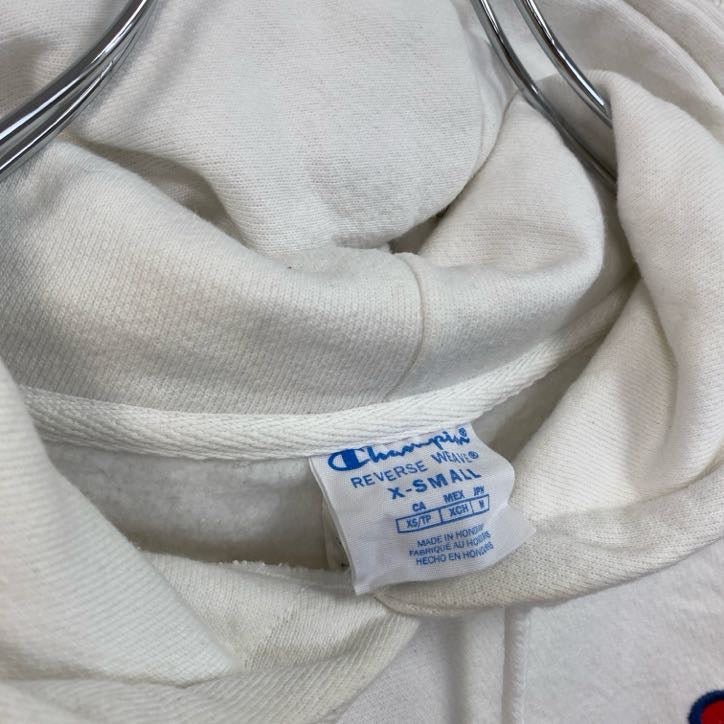 古着 used　Champion　チャンピオン　長袖パーカー　リバースウィーブ　ワンポイント刺ロゴ　白　ホワイト　XSサイズ