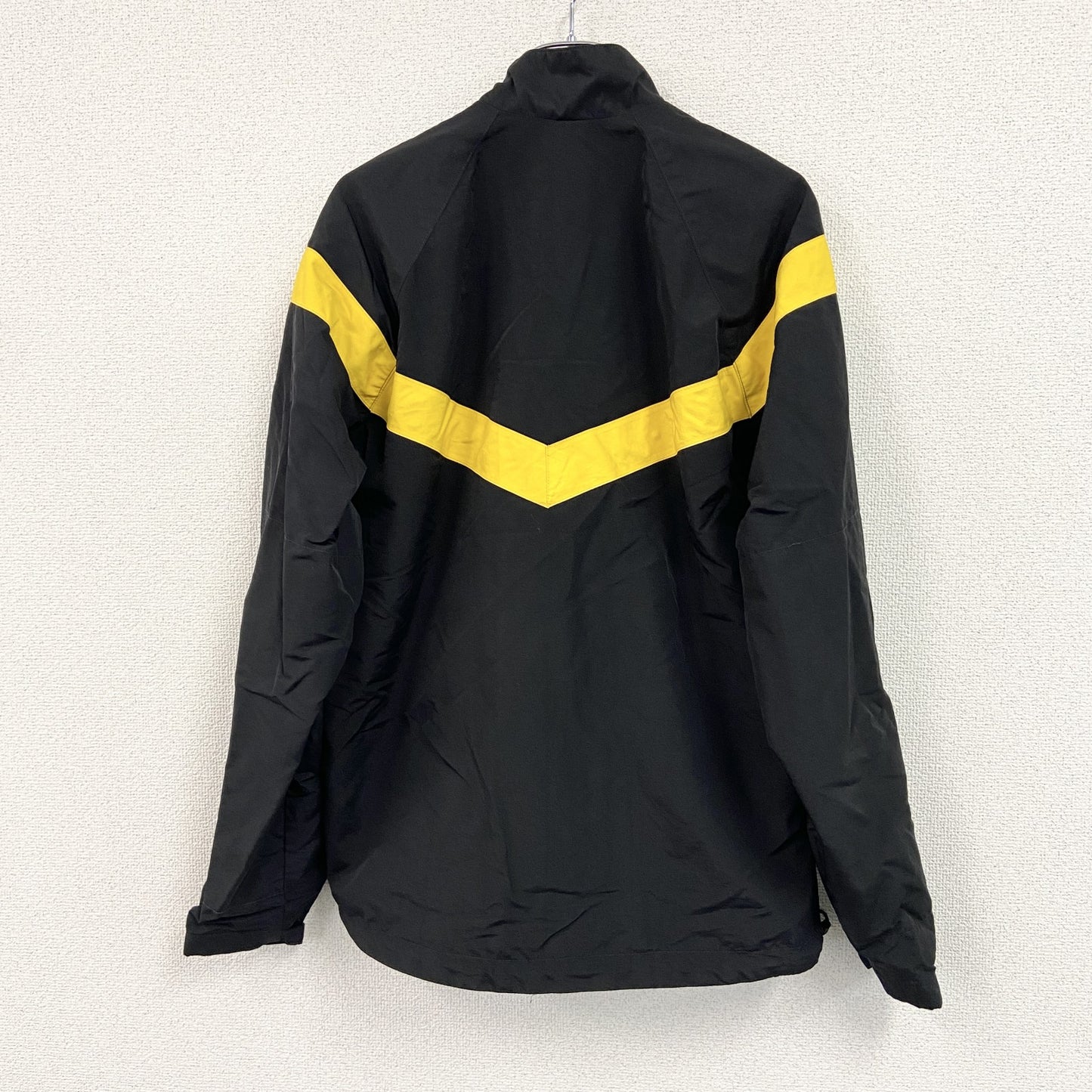 U.S.ARMY　トレーニングジャケット　ナイロンジャケット　ミリタリー　米軍　黒　ブラック　Mサイズ