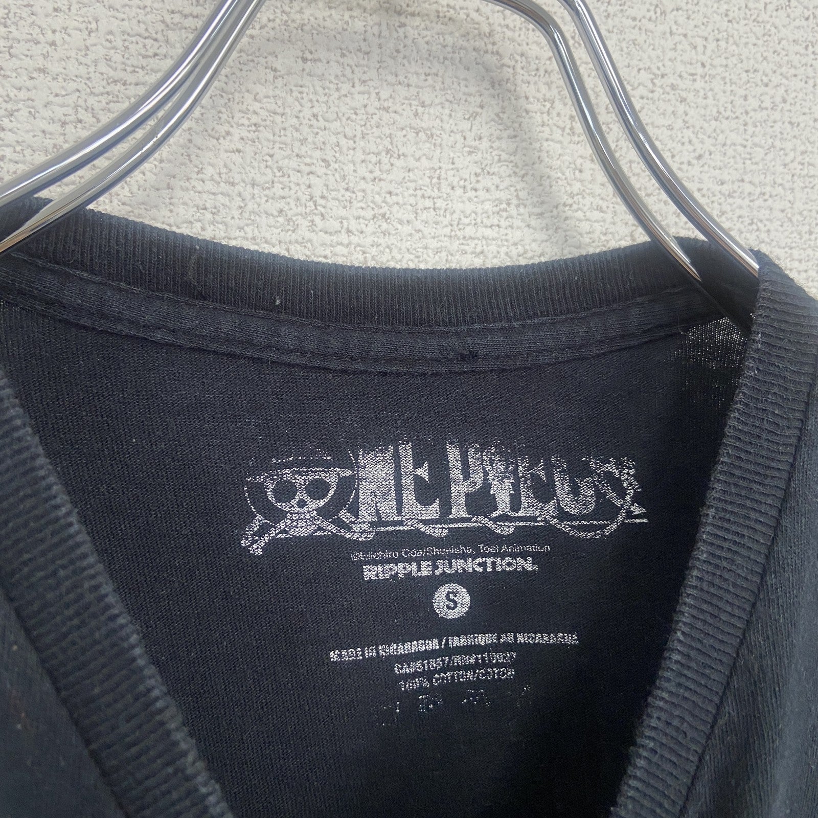 古着 used　ONE PIECE　ワンピース　ロロノアゾロ　半袖アニメプリントTシャツ　黒　ブラック　Sサイズ