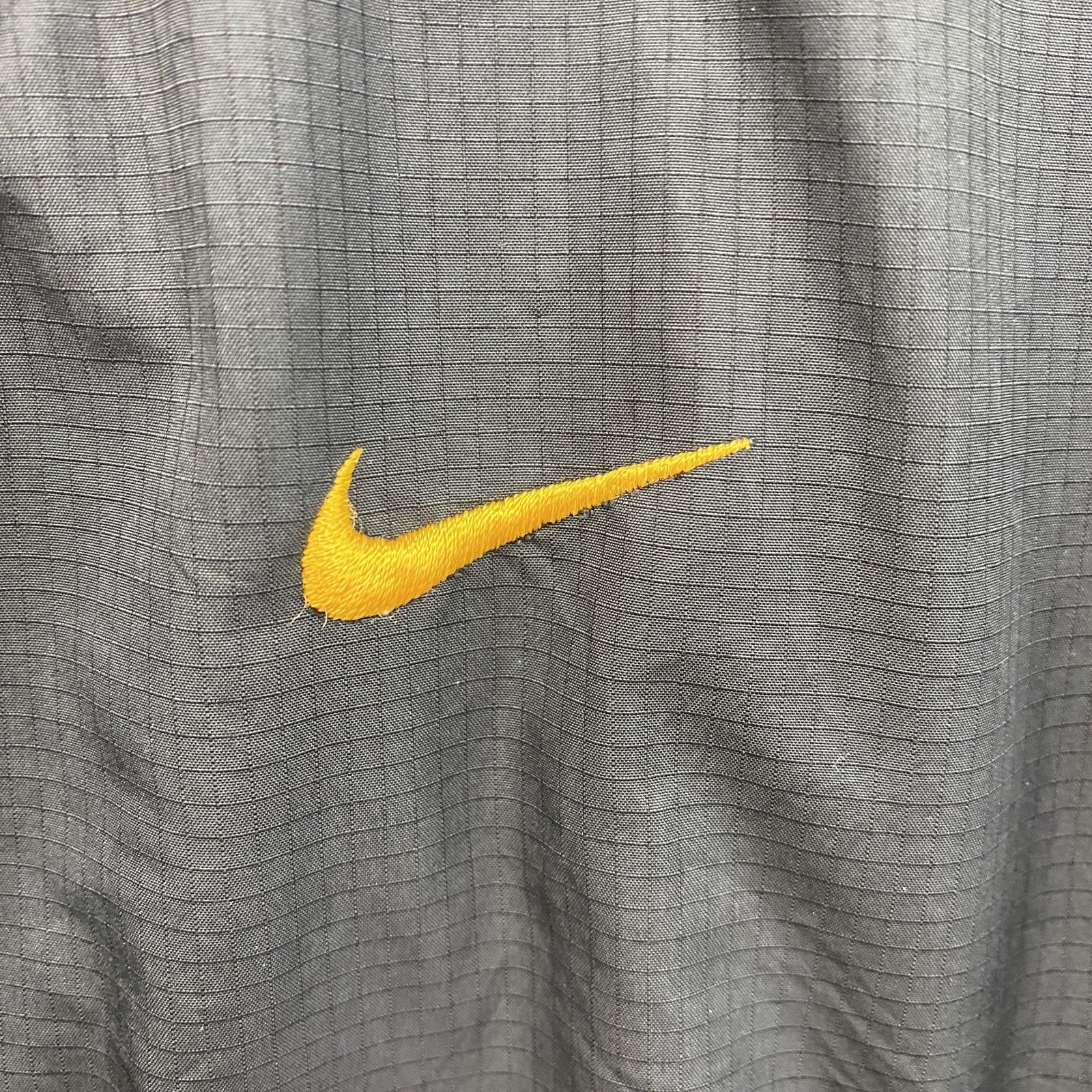 NIKE　ナイキ　プルオーバージャケット　ハーフジップ　両面刺　スウッシュロゴ　黒　XLサイズ