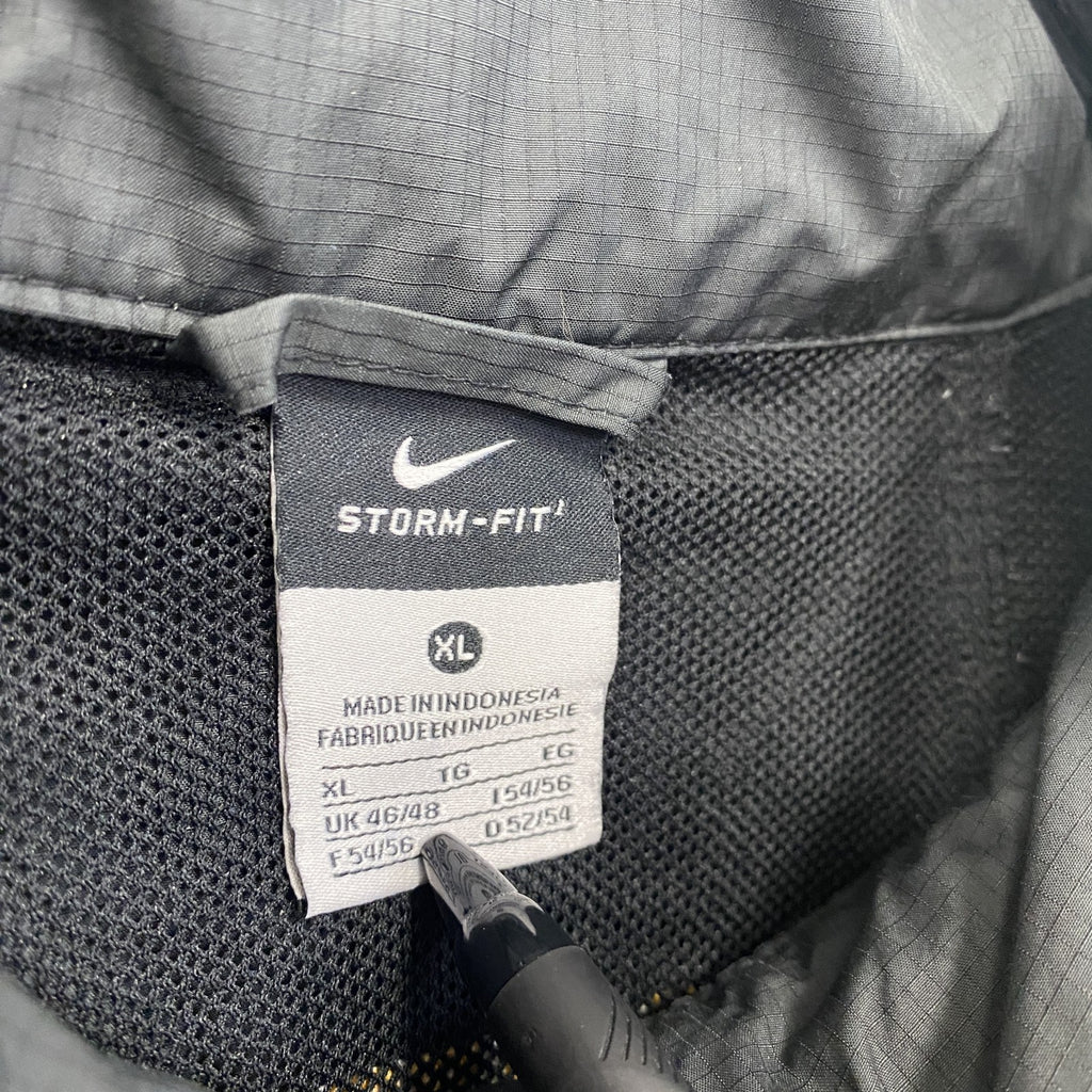 NIKE　ナイキ　プルオーバージャケット　ハーフジップ　両面刺　スウッシュロゴ　黒　XLサイズ