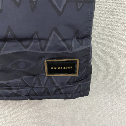 Quiksilver　クイックシルバー　中綿ベスト　紺　ネイビー　総柄　Lサイズ
