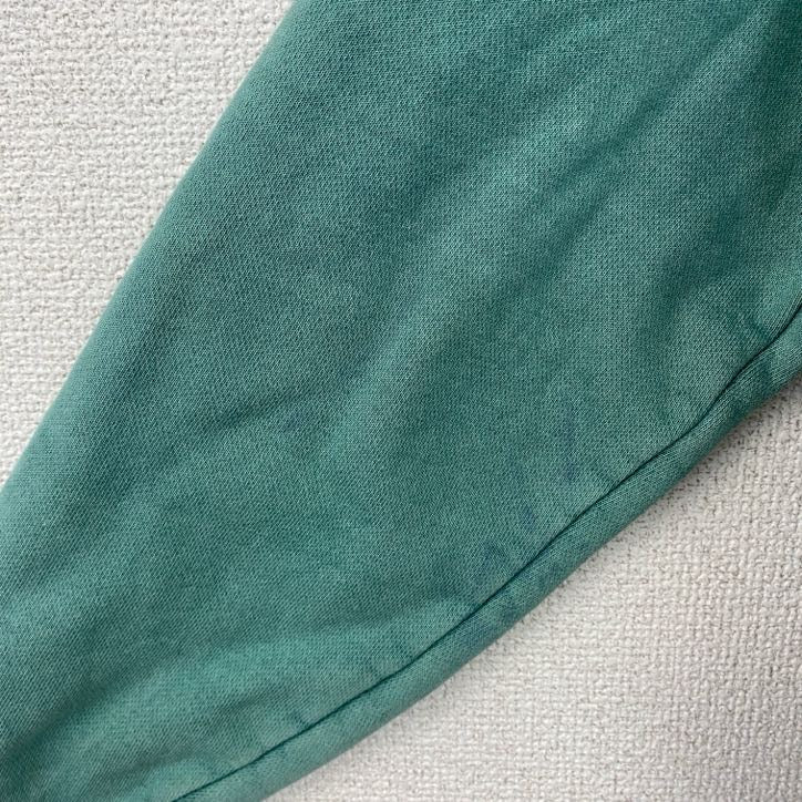 古着 used　Champion　チャンピオン　長袖フード付きパーカー　リバースウィーブ　緑　グリーン　XSサイズ