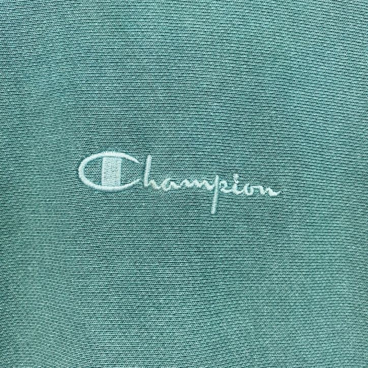 古着 used　Champion　チャンピオン　長袖フード付きパーカー　リバースウィーブ　緑　グリーン　XSサイズ