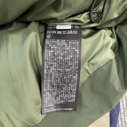 UNIQLO　ユニクロ　シームレスダウンパーカー　ナイロンジャケット　ダウン90％　緑　グリーン　XLサイズ