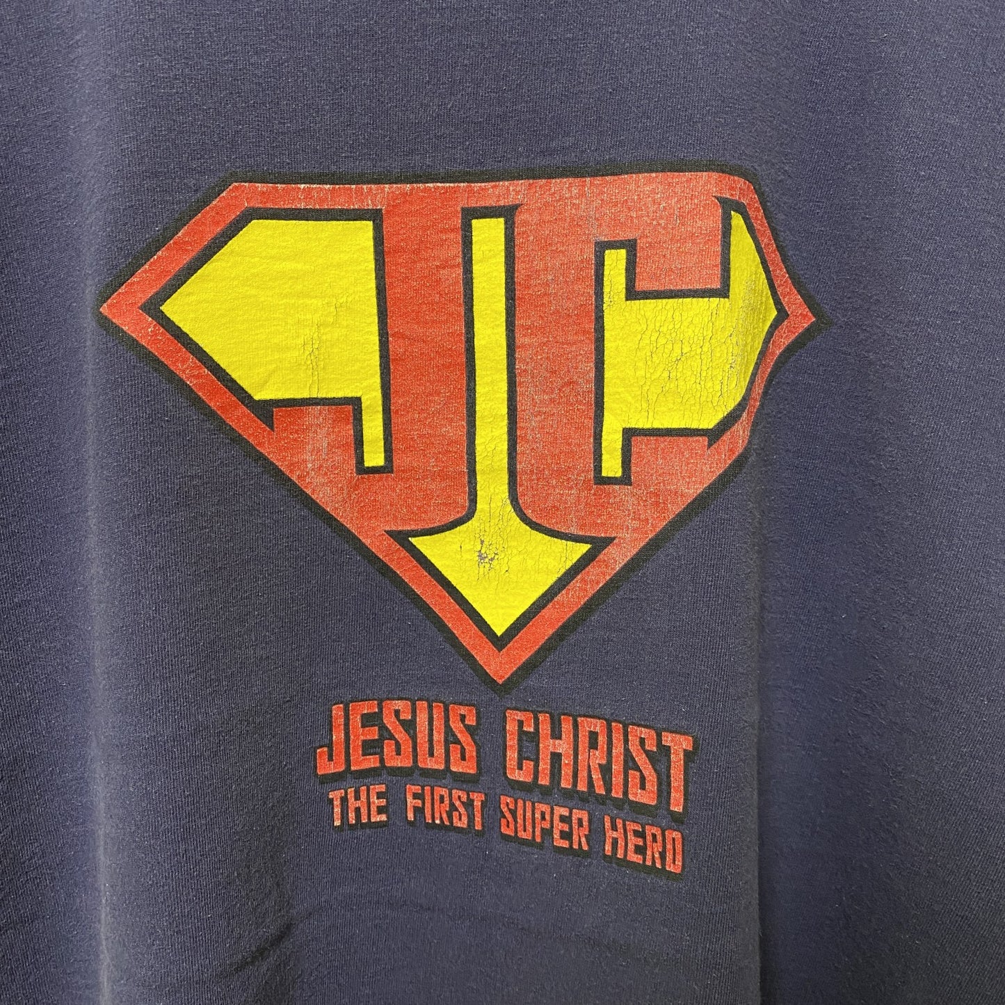 古着 used　スーパーマンパロディ　JESUS CHRIST　半袖プリントTシャツ　ネイビー　レトロデザイン　クルーネック