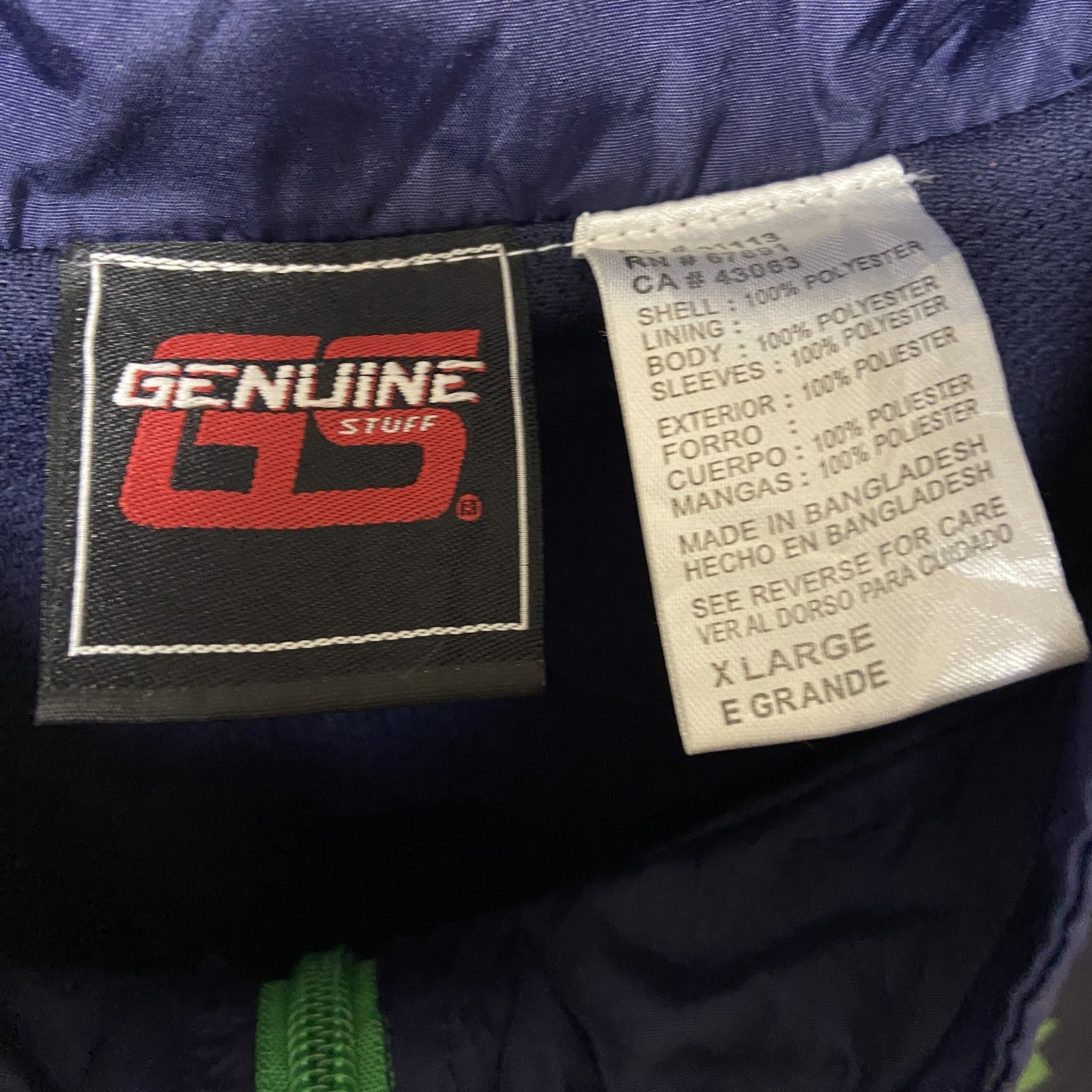 古着 used　Genuine stuff 　長袖ハーフジップナイロンプルオーバー　ワンポイントロゴ　ネイビー　緑　XLサイズ
