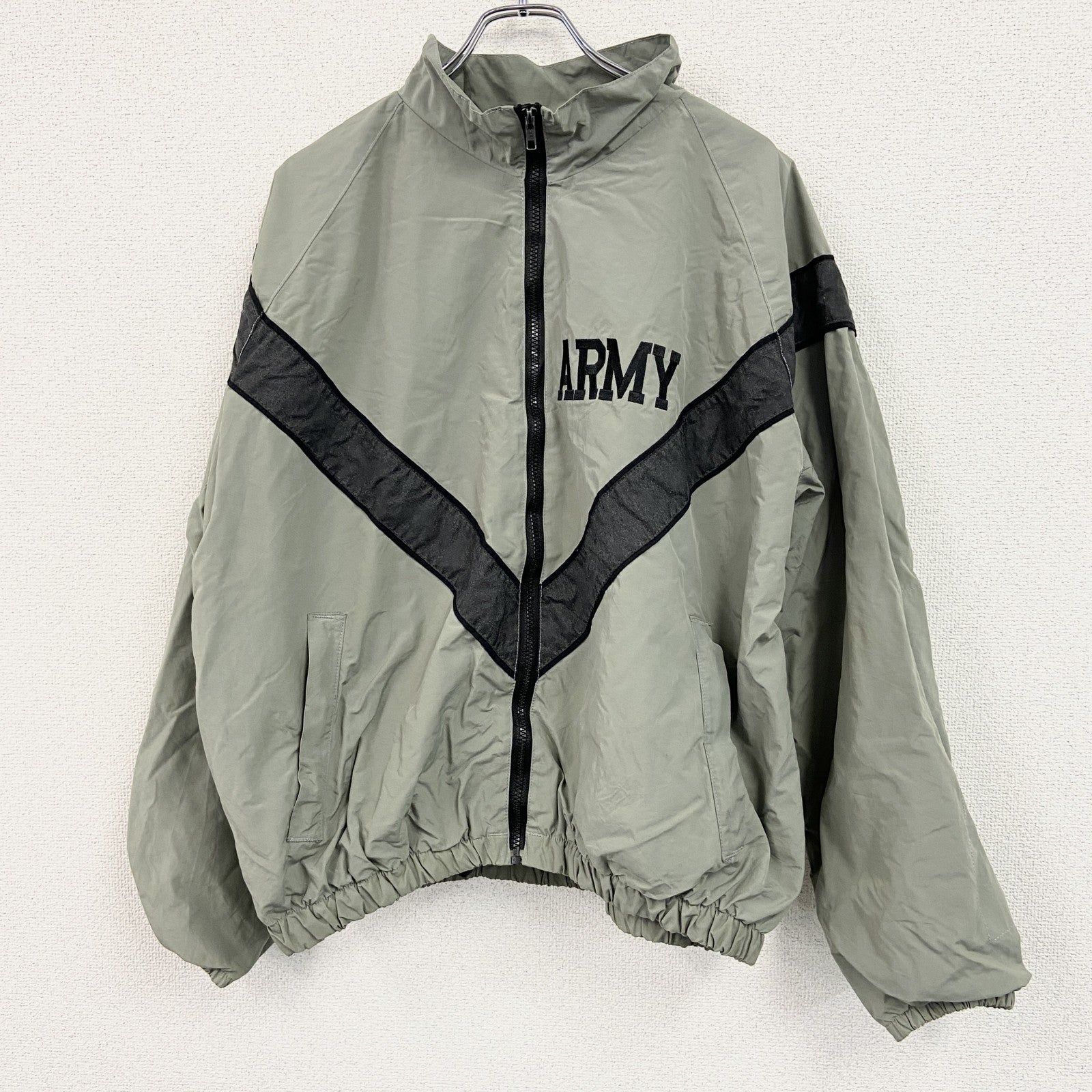 00s　U.S.ARMY　IPFU　トレーニングジャケット　ナイロンジャケット　ミリタリー　ヴィンテージ　カーキ　Lサイズ