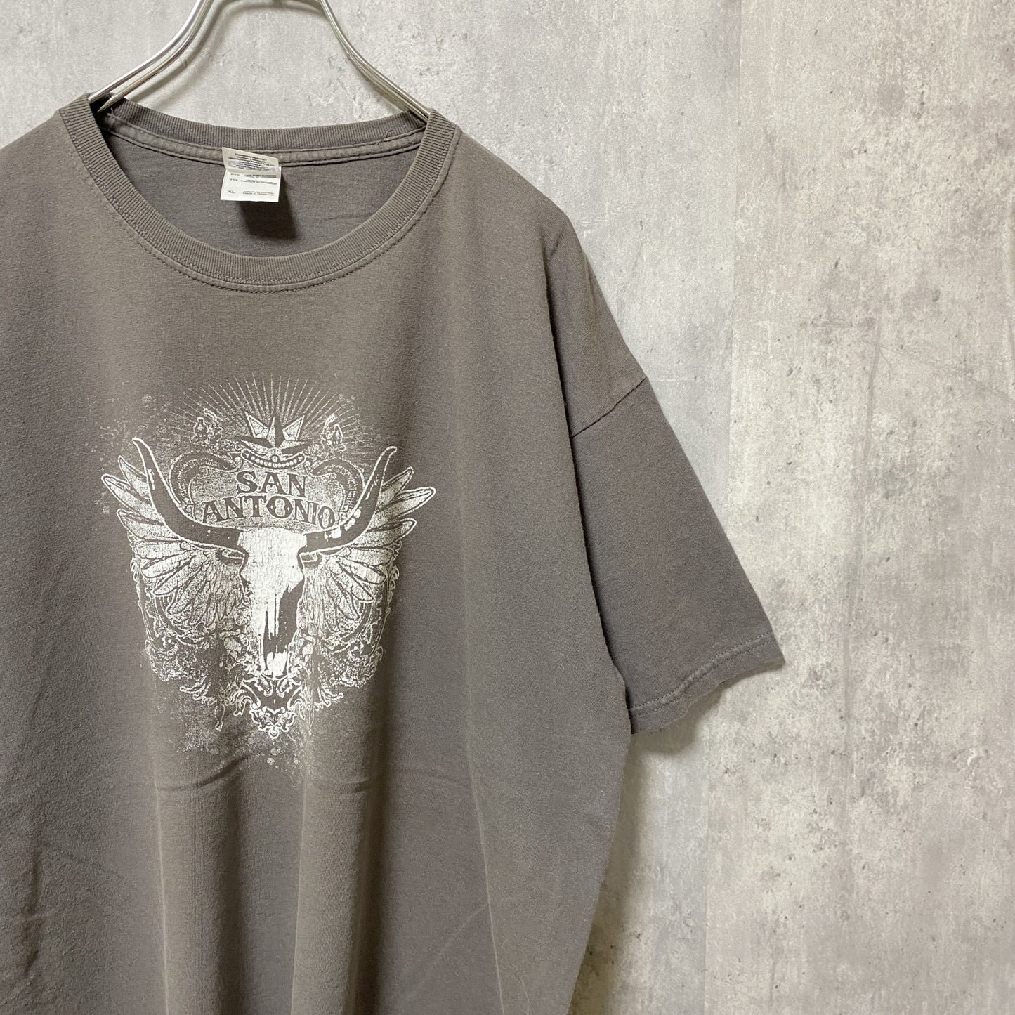 古着 used　GILDAN　ギルダン　半袖プリントTシャツ　グレー　レトロ　デザイン　個性的　クルーネック　オーバーサイズ