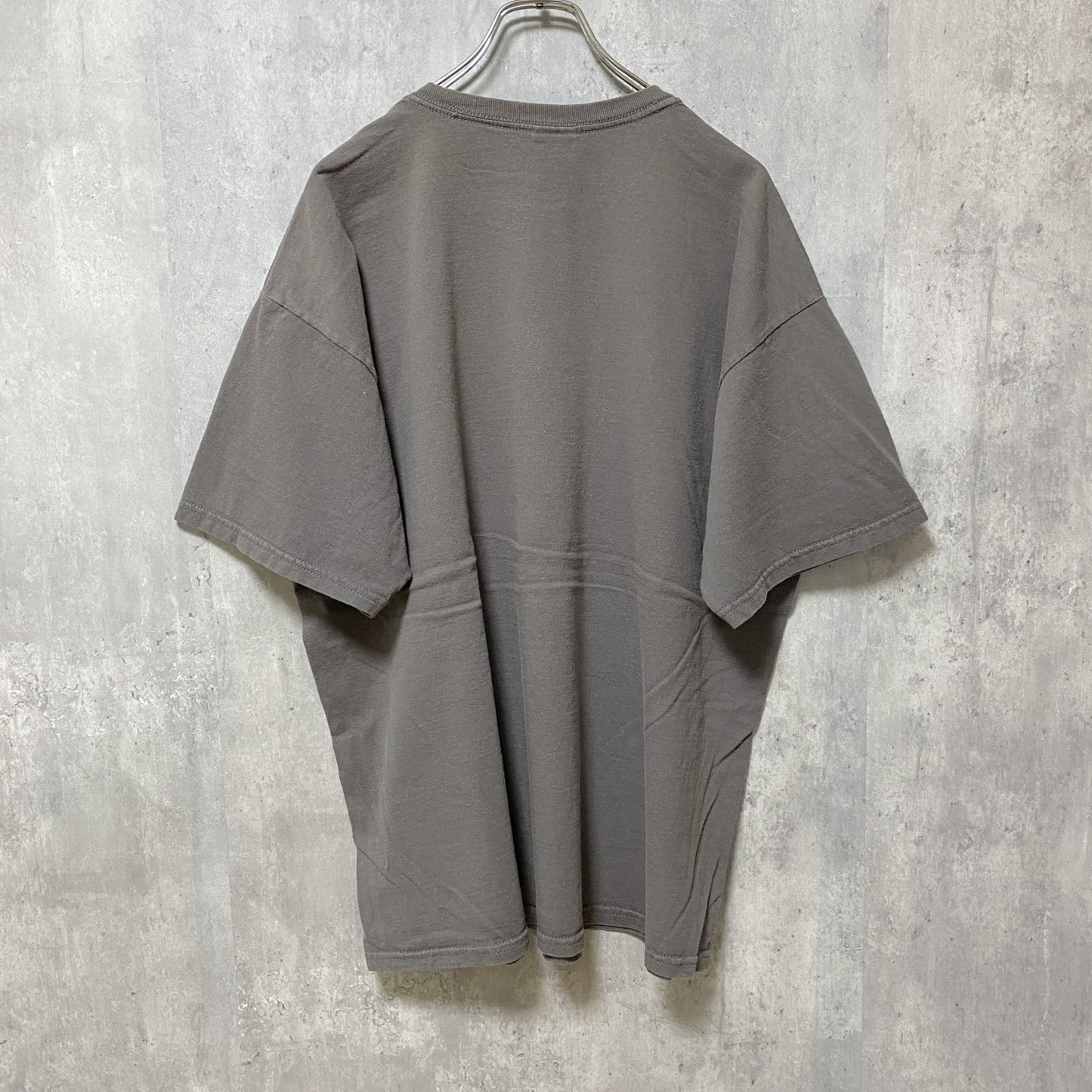 古着 used　GILDAN　ギルダン　半袖プリントTシャツ　グレー　レトロ　デザイン　個性的　クルーネック　オーバーサイズ