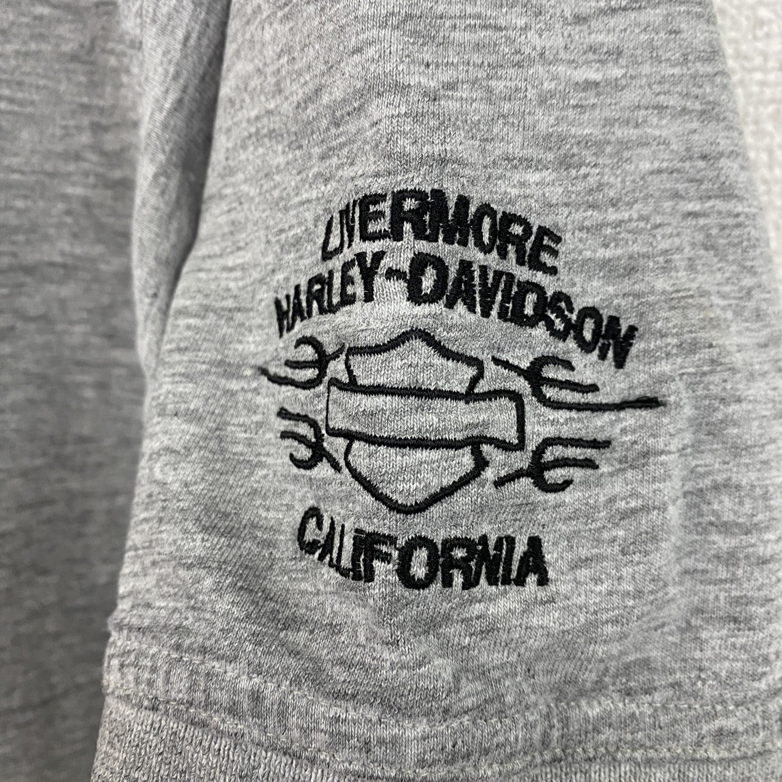 HARLEY DAVIDSON　ハーレーダビッドソン　半袖ポロシャツ　ワッペン　刺繡　グレー　灰色