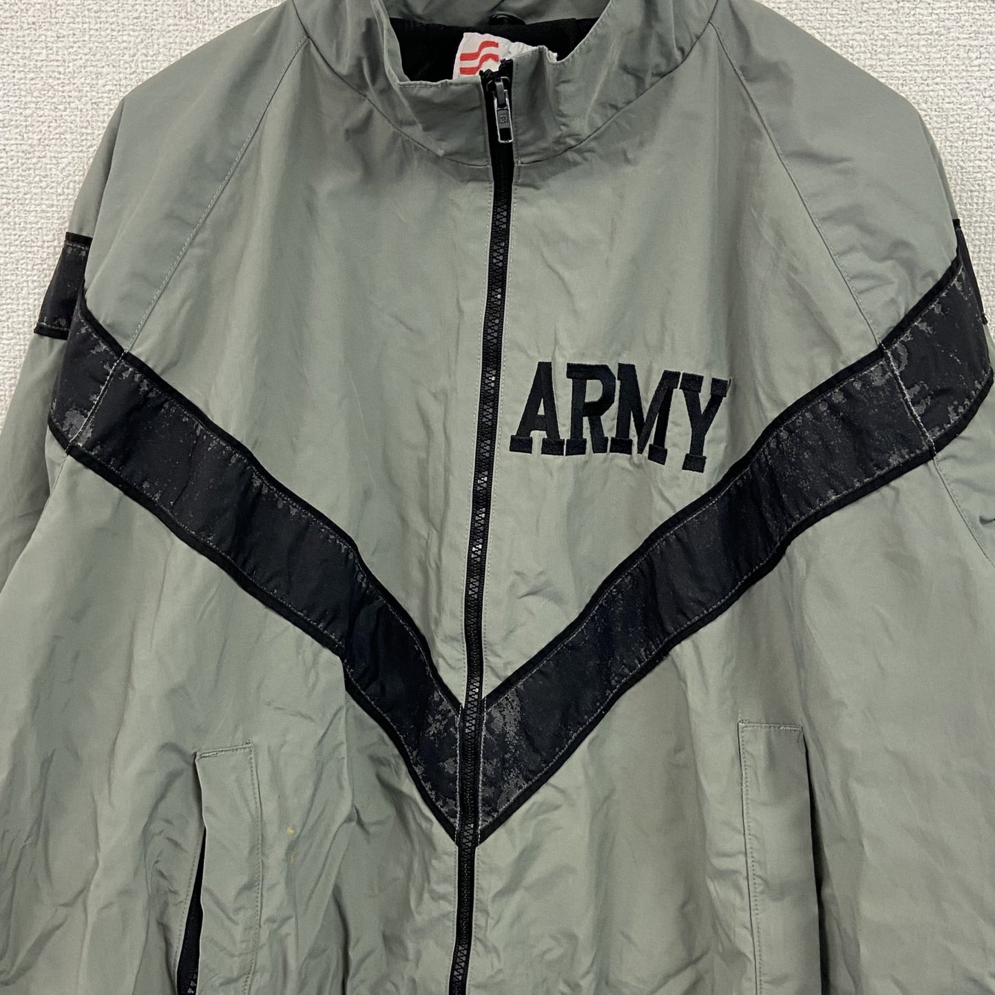 U.S.ARMY　IPFU　トレーニングジャケット　フルジップジャケット　ミリタリー　カーキ