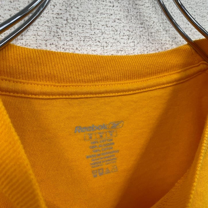 古着 used　Reebok　リーボック　半袖プリントTシャツ　ピッツバーグスティーラーズ　クルーネック　黄色　イエロー　Ｍサイズ