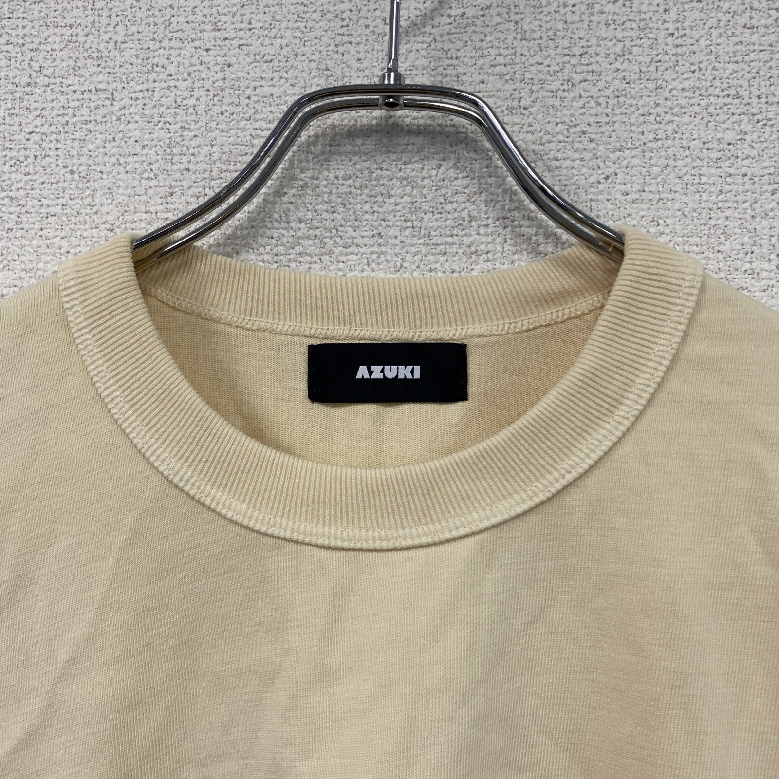 AZUKI　アズキ　半袖プリントTシャツ　ベージュ　Mサイズ