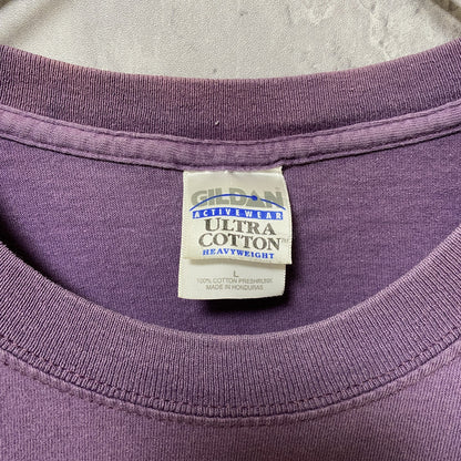 古着 used　GILDAN　ギルダン　狼　半袖アニマル柄プリントTシャツ　紫　パープル　レトロ　デザイン　クルーネック　Lサイズ