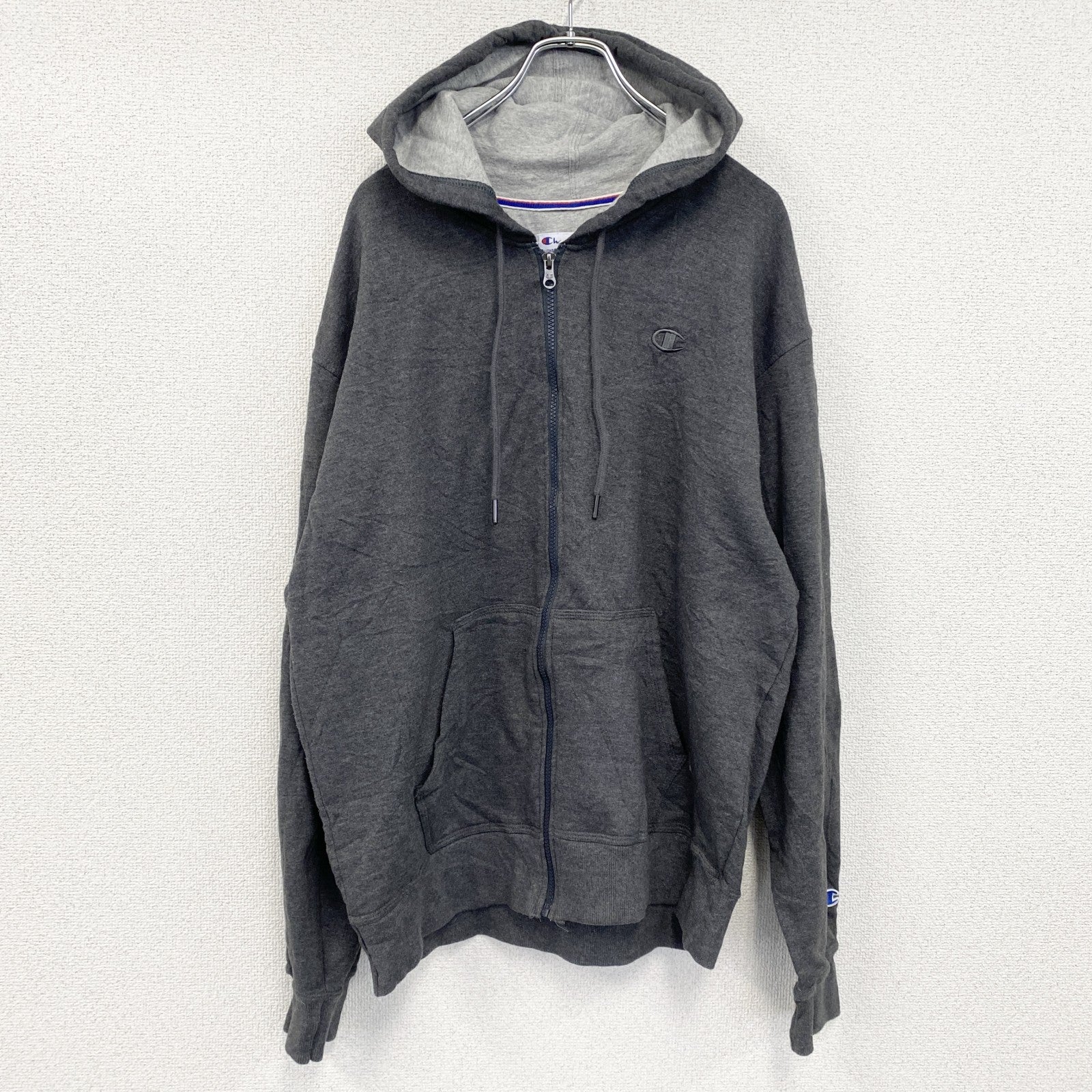 champion　チャンピオン　スウェットパーカー/フーディー　グレー　Lサイズ