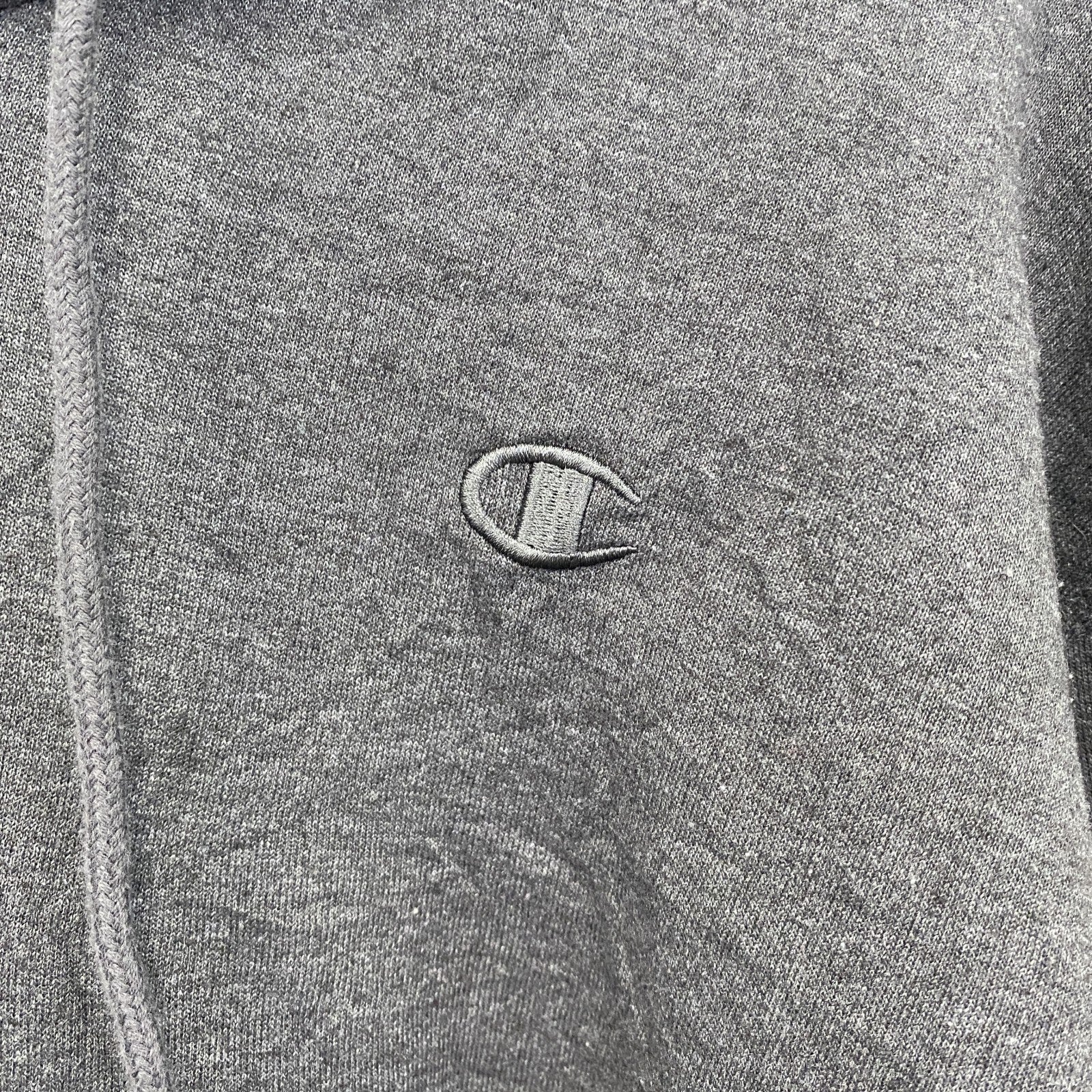 champion　チャンピオン　スウェットパーカー/フーディー　グレー　Lサイズ